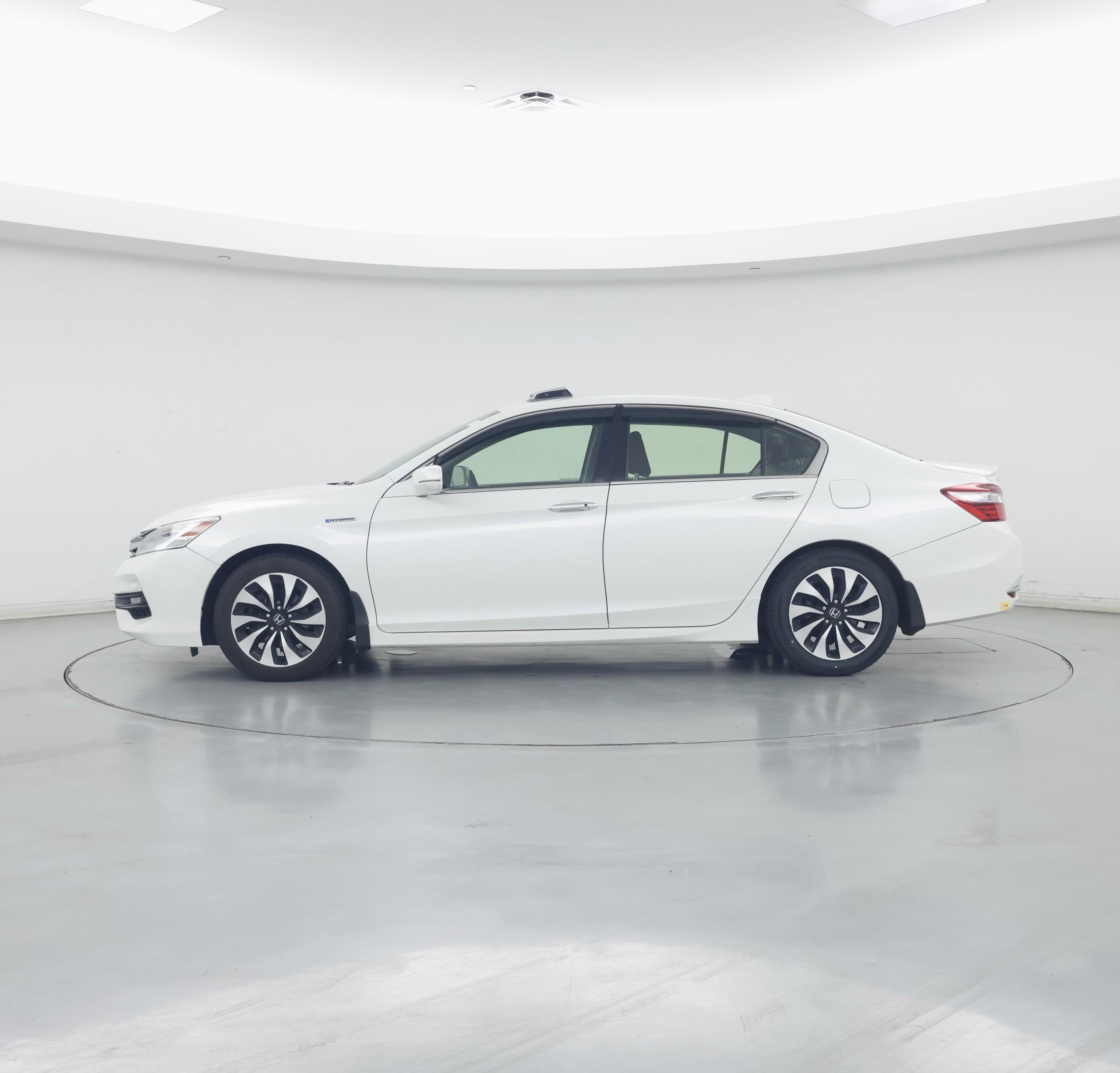 Thumbnail: 2017 Honda Accord - 3