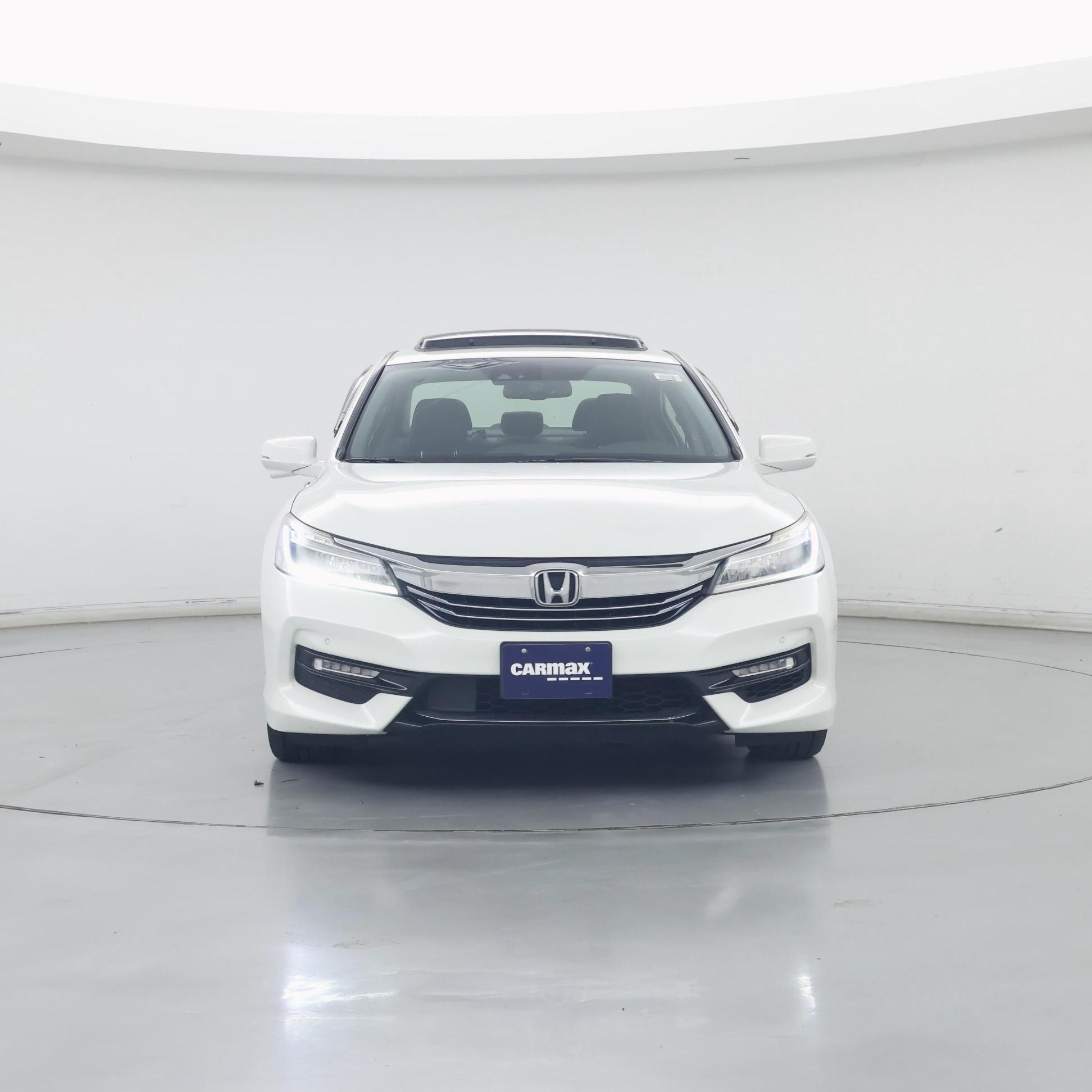 Thumbnail: 2017 Honda Accord - 5