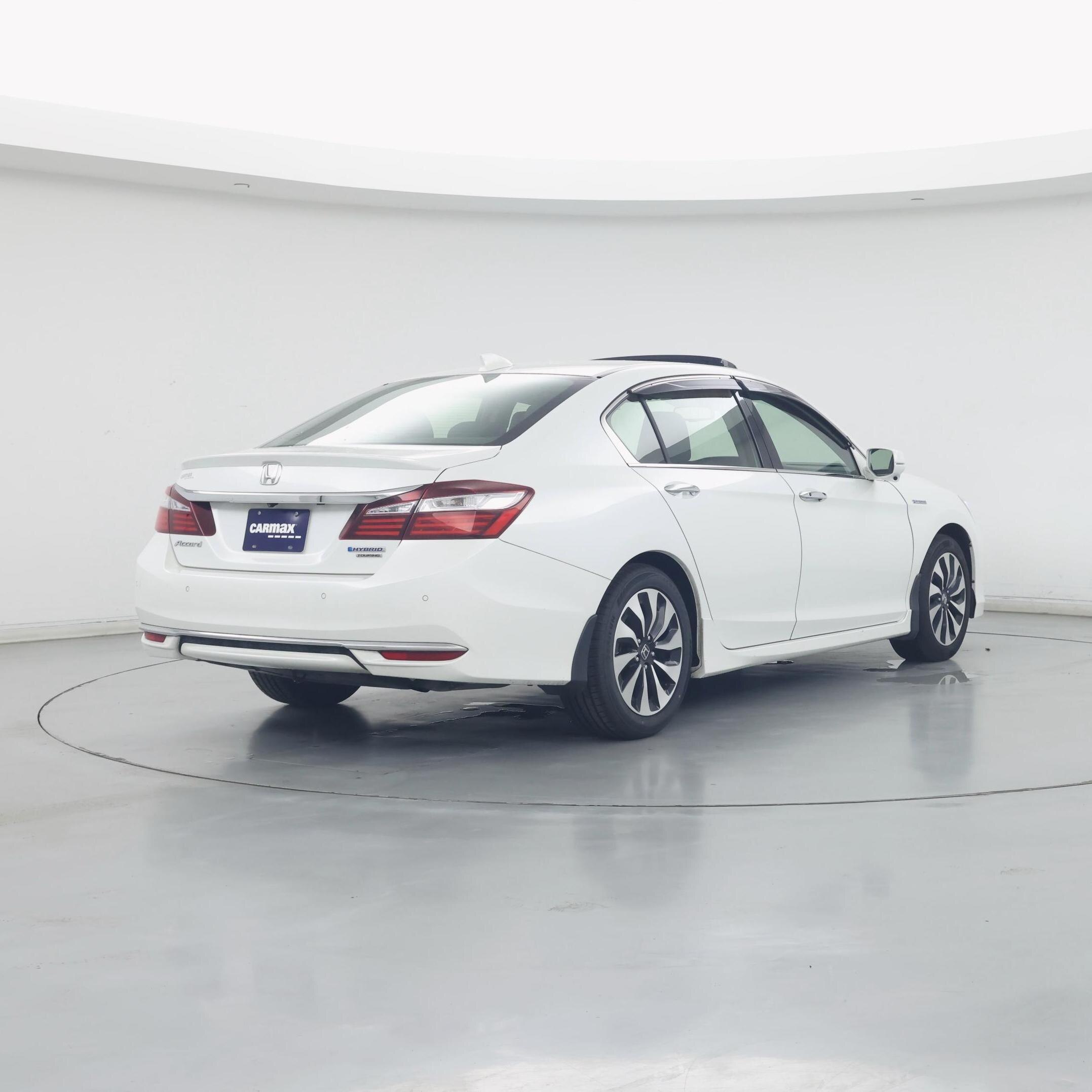 Thumbnail: 2017 Honda Accord - 8