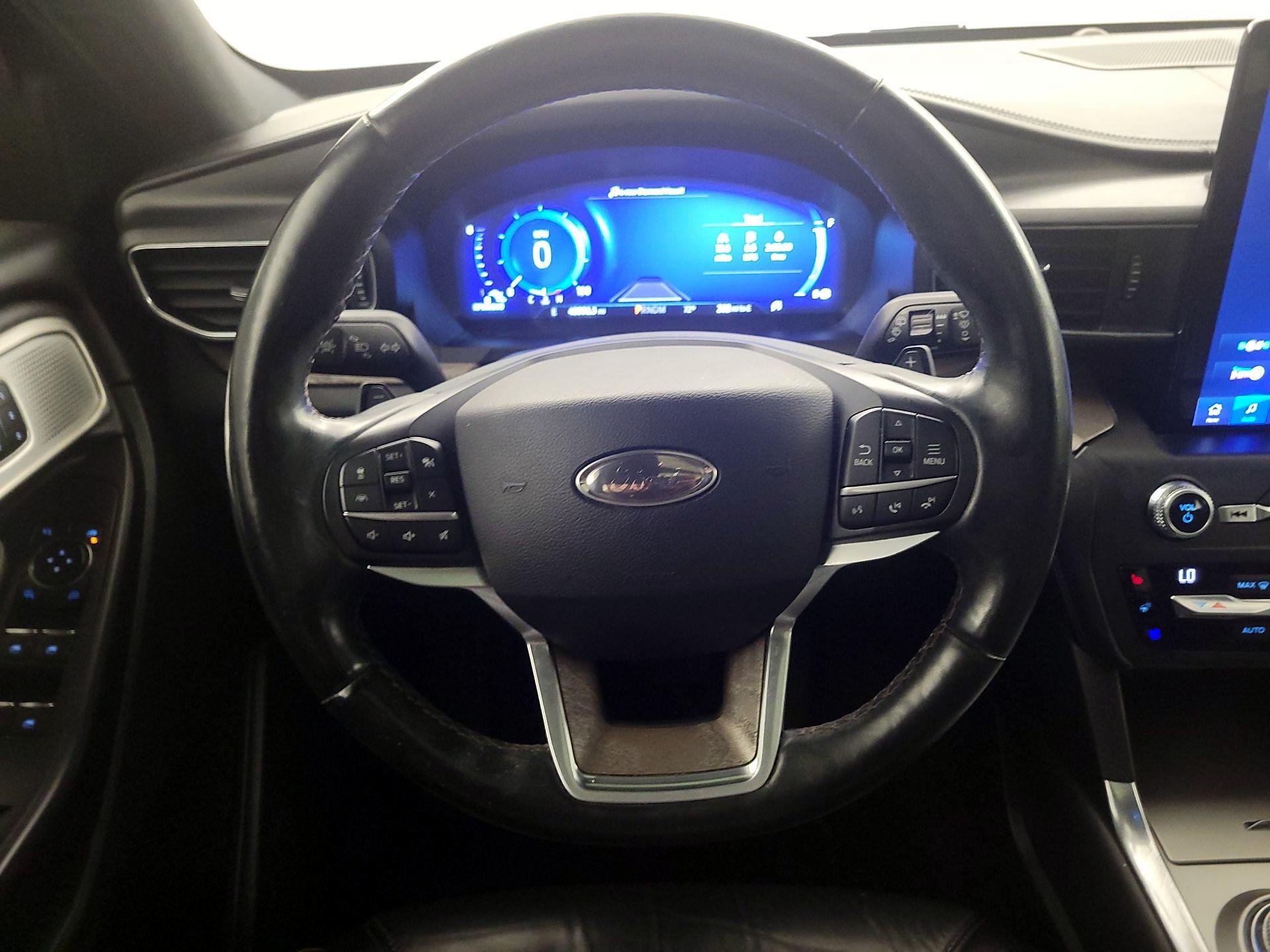 Thumbnail: 2020 Ford Explorer - 10
