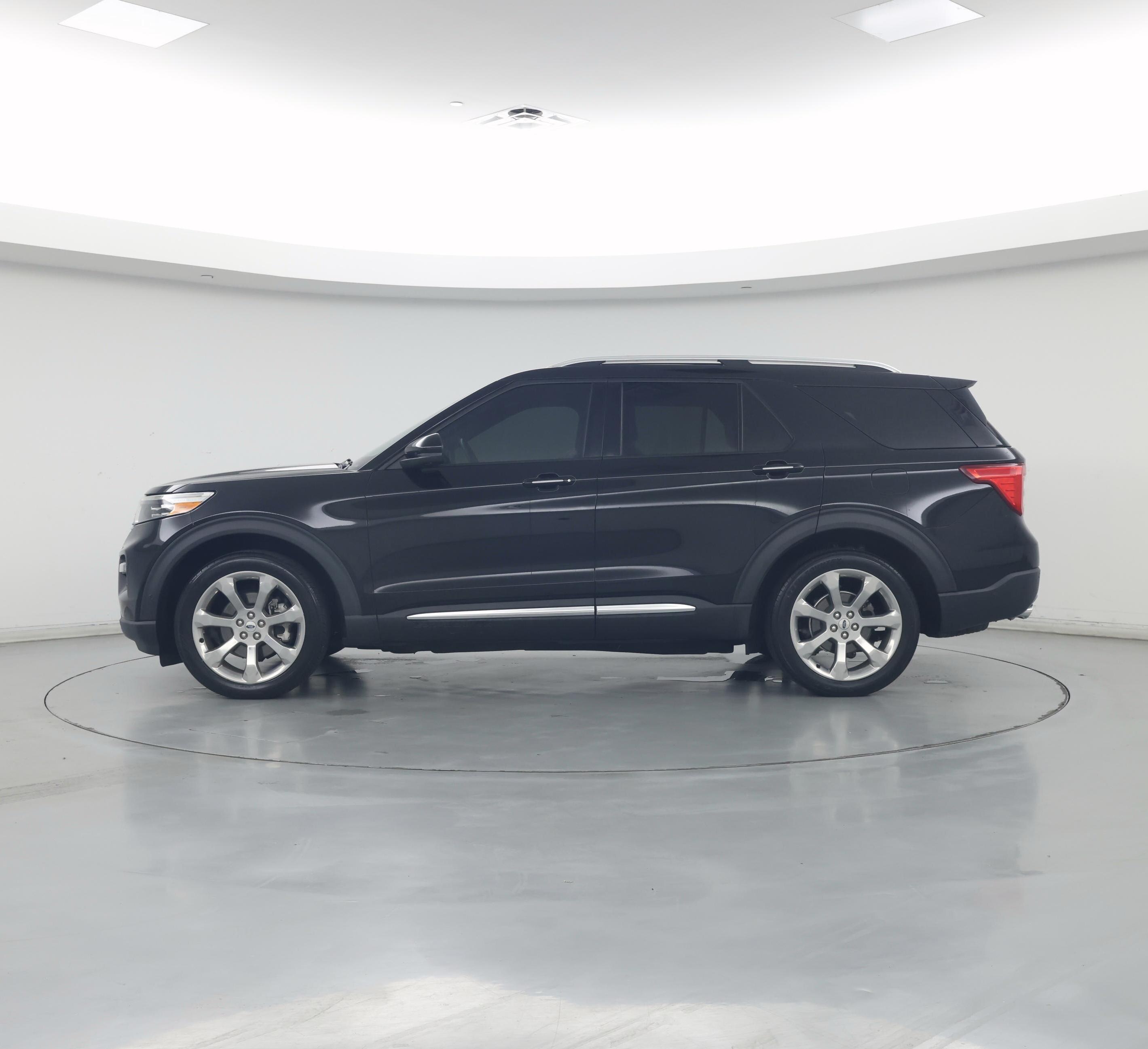 Thumbnail: 2020 Ford Explorer - 3