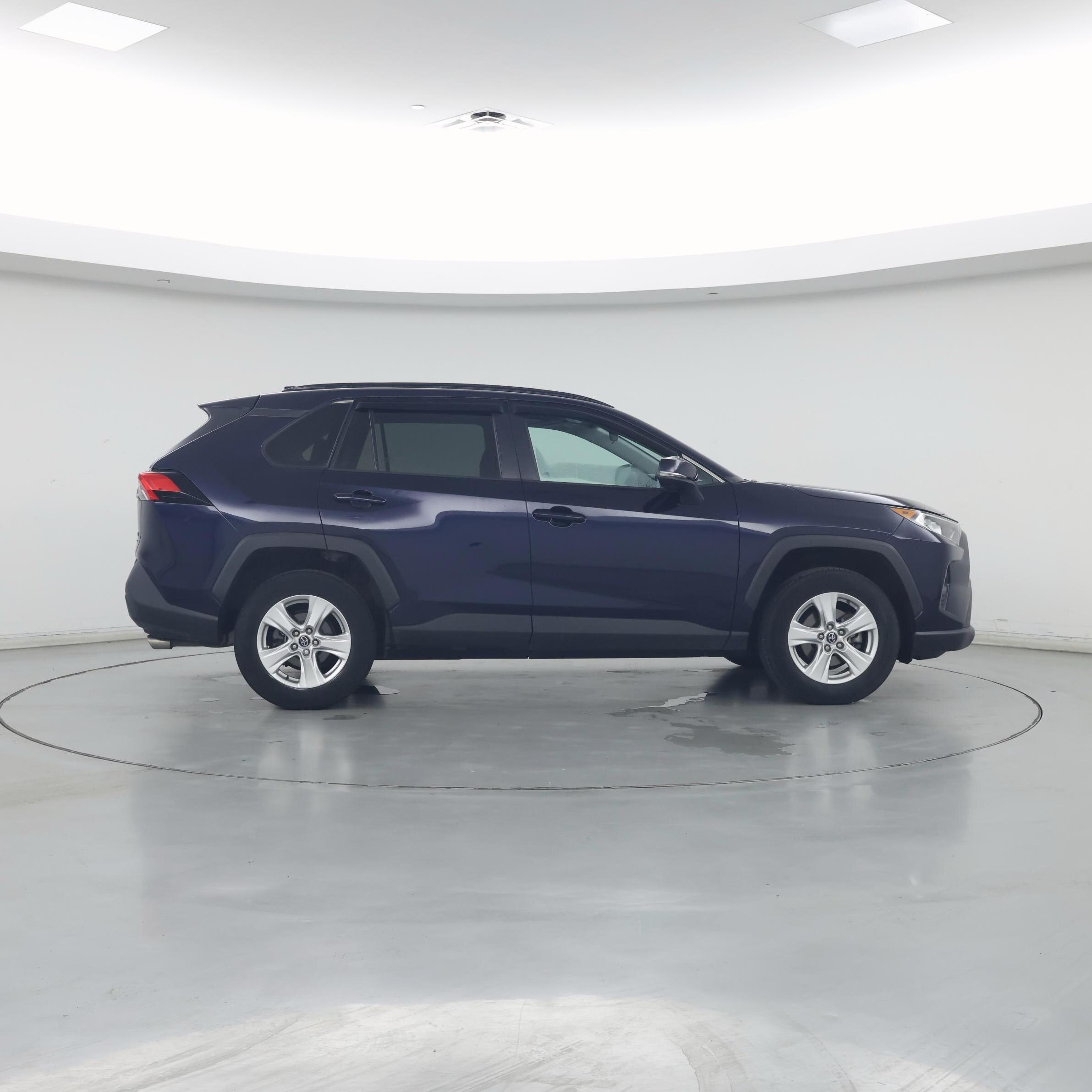 Thumbnail: 2020 Toyota RAV4 - 7