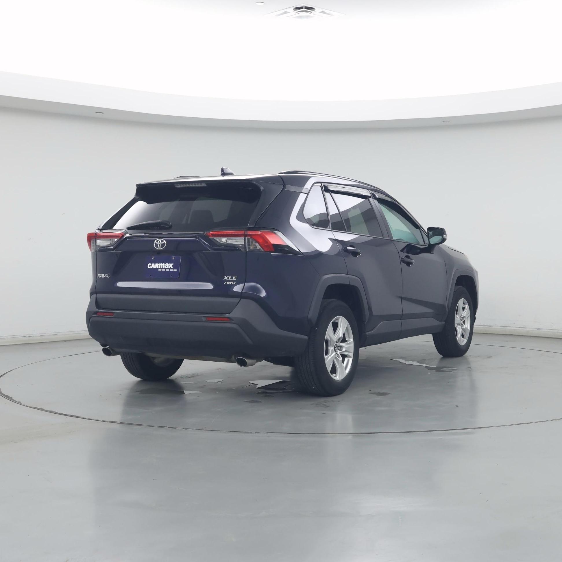 Thumbnail: 2020 Toyota RAV4 - 8