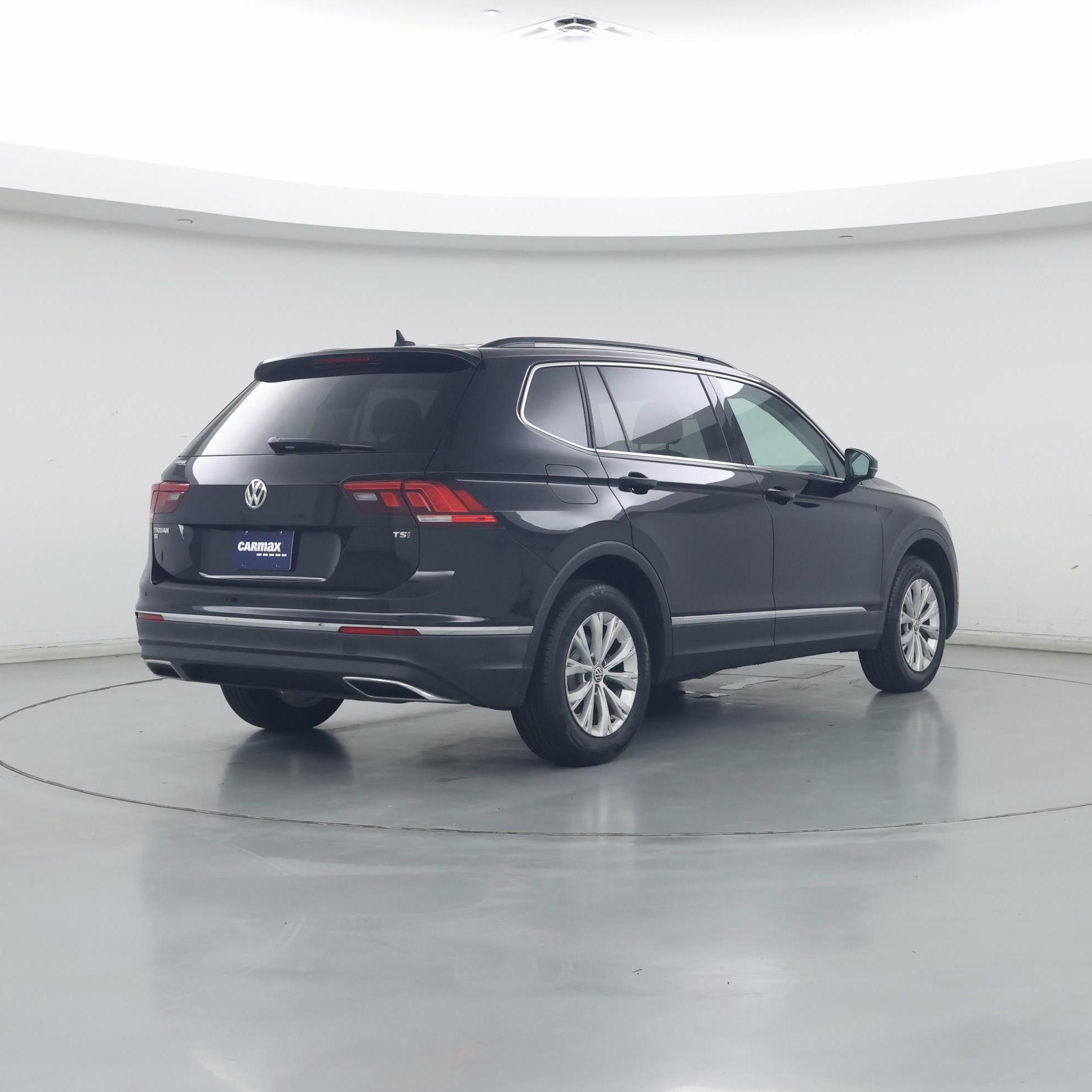 Thumbnail: 2018 Volkswagen Tiguan - 8
