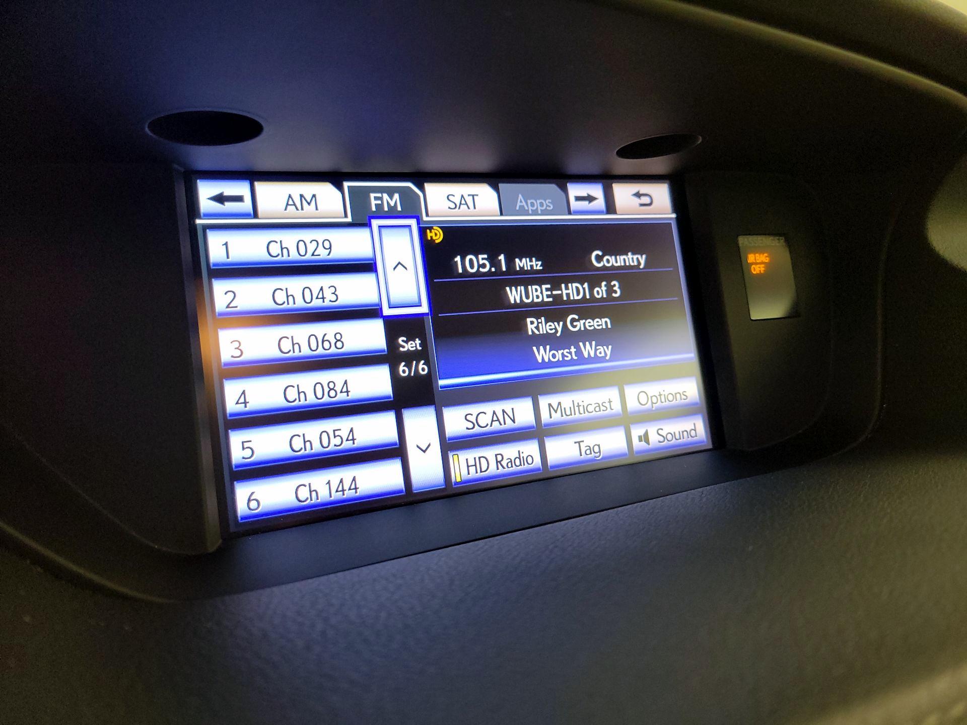 Thumbnail: 2013 Lexus ES - 16