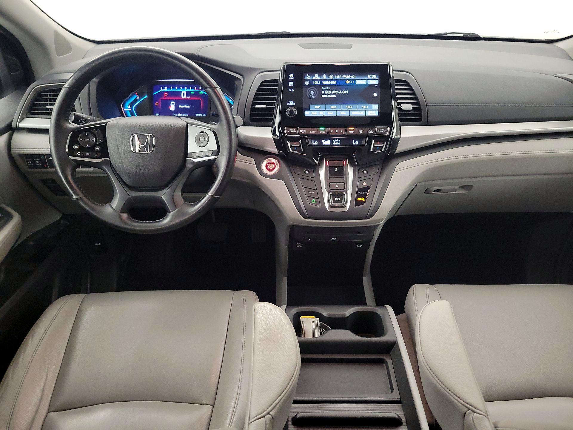 Thumbnail: 2018 Honda Odyssey - 9