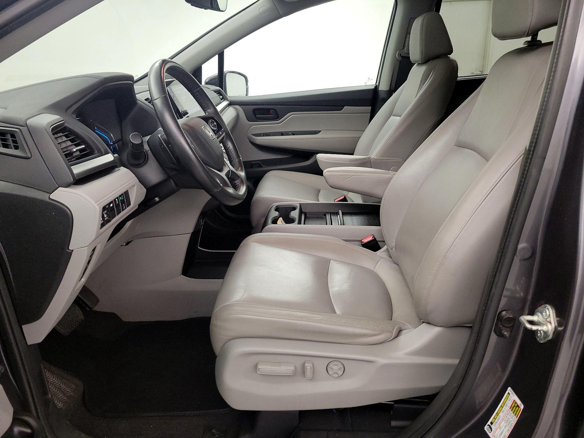 Thumbnail: 2018 Honda Odyssey - 11