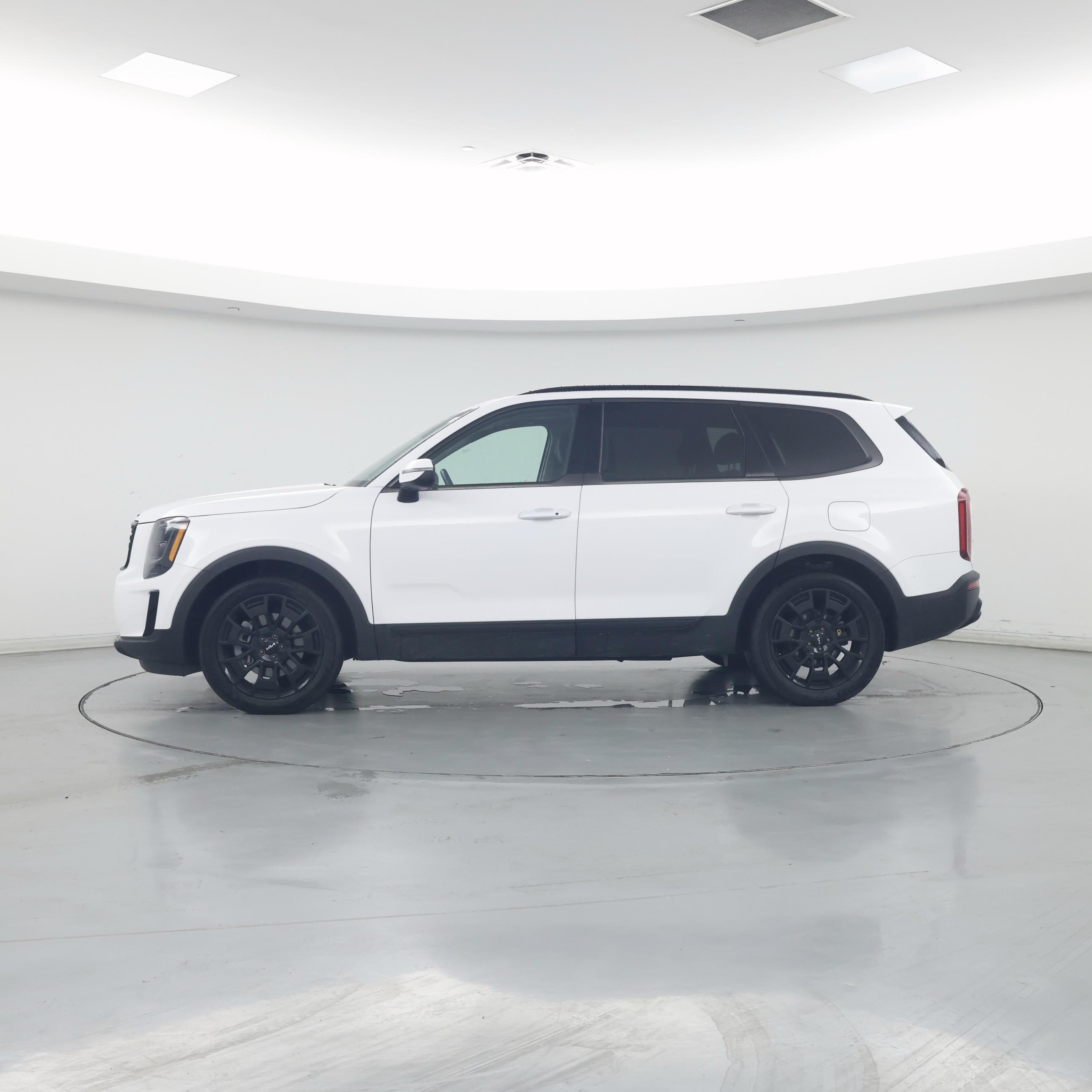 Thumbnail: 2022 Kia Telluride - 3
