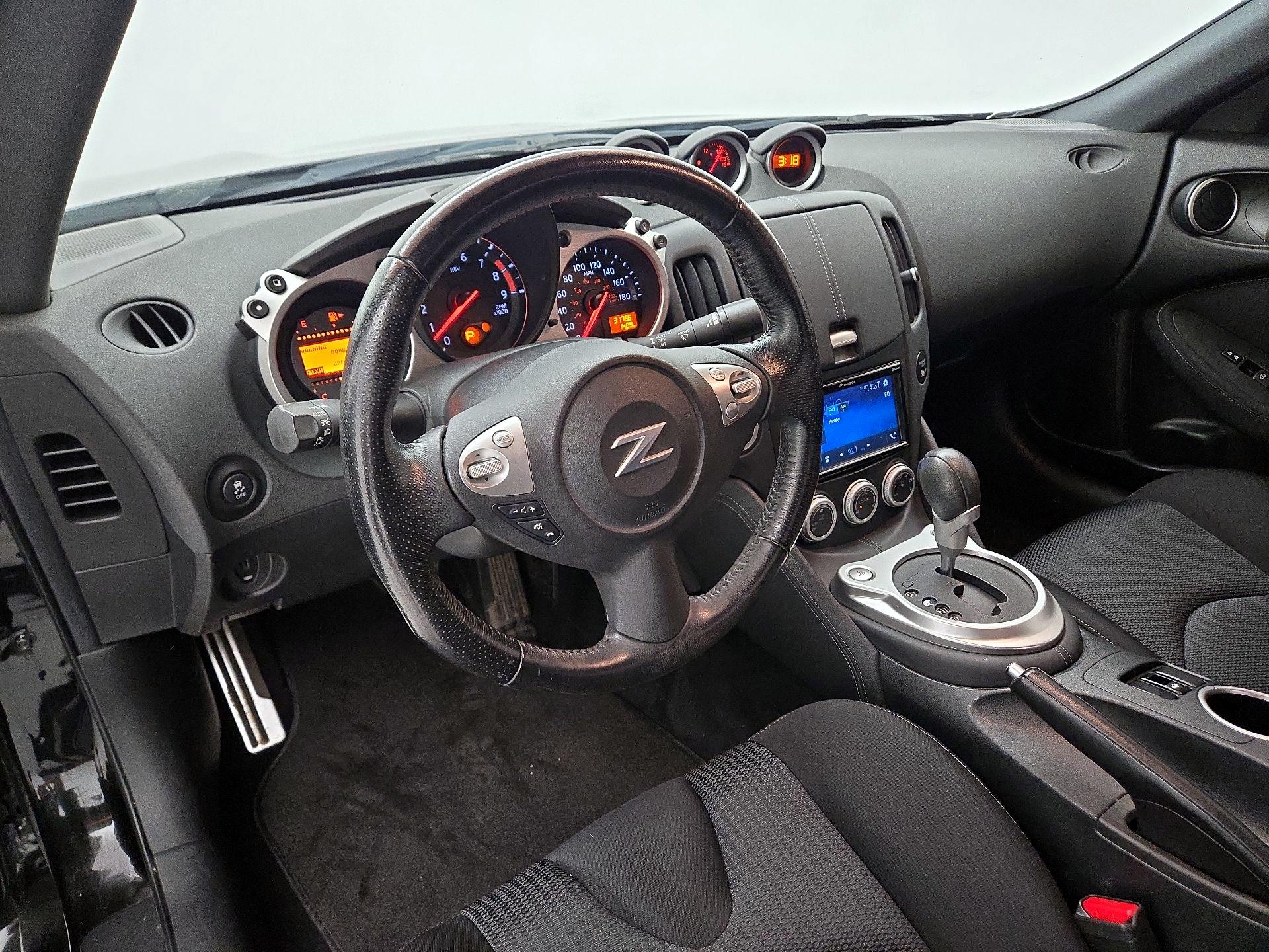 Thumbnail: 2020 Nissan Z - 9