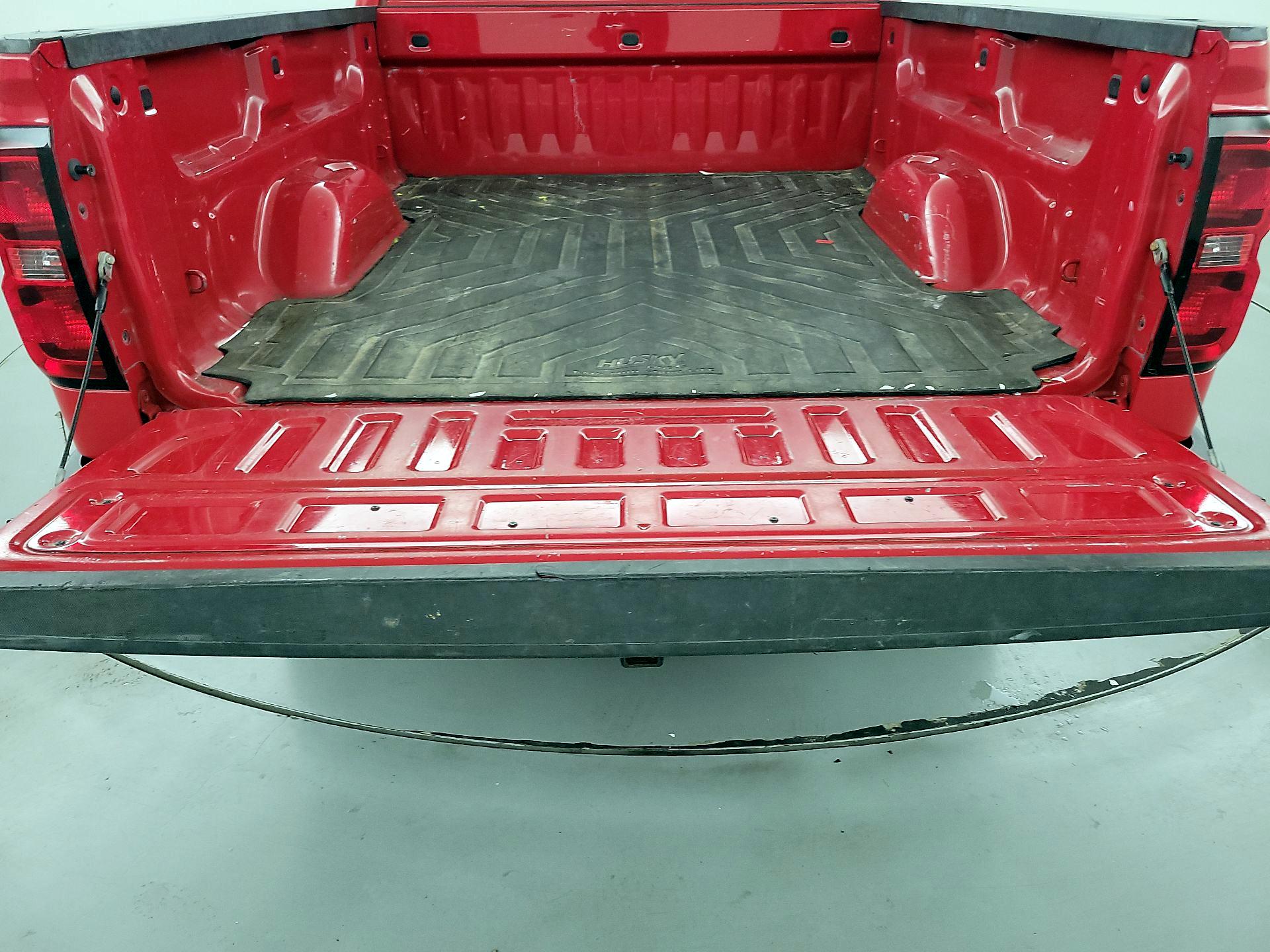 Thumbnail: 2014 Chevrolet Silverado 1500 - 20