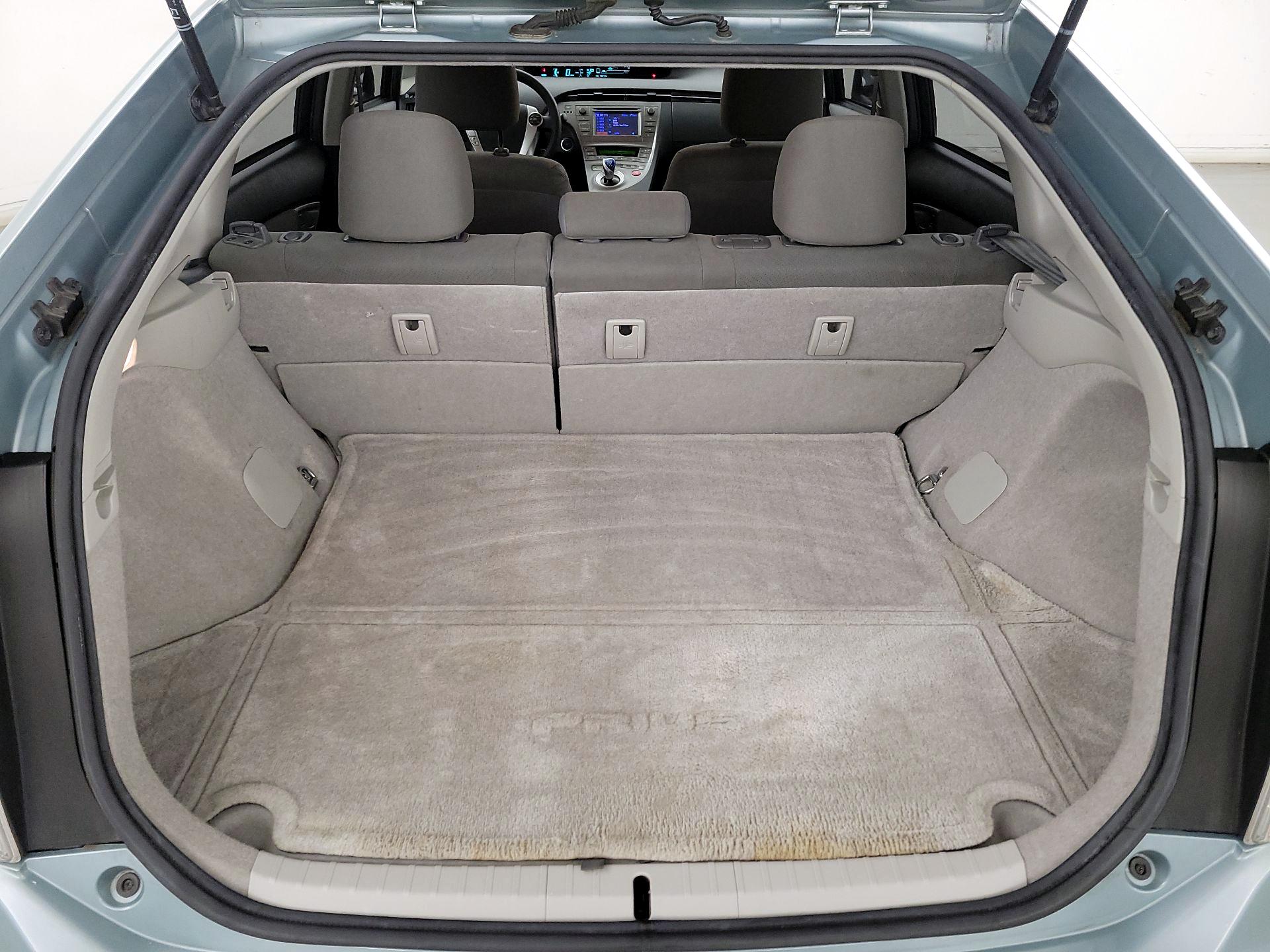 Thumbnail: 2015 Toyota Prius - 20