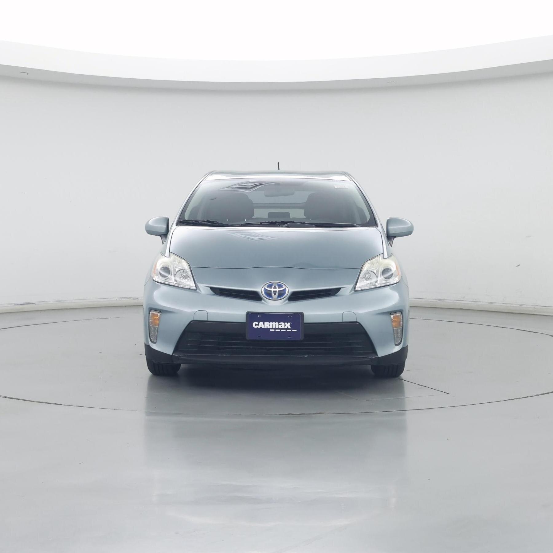 Thumbnail: 2015 Toyota Prius - 5