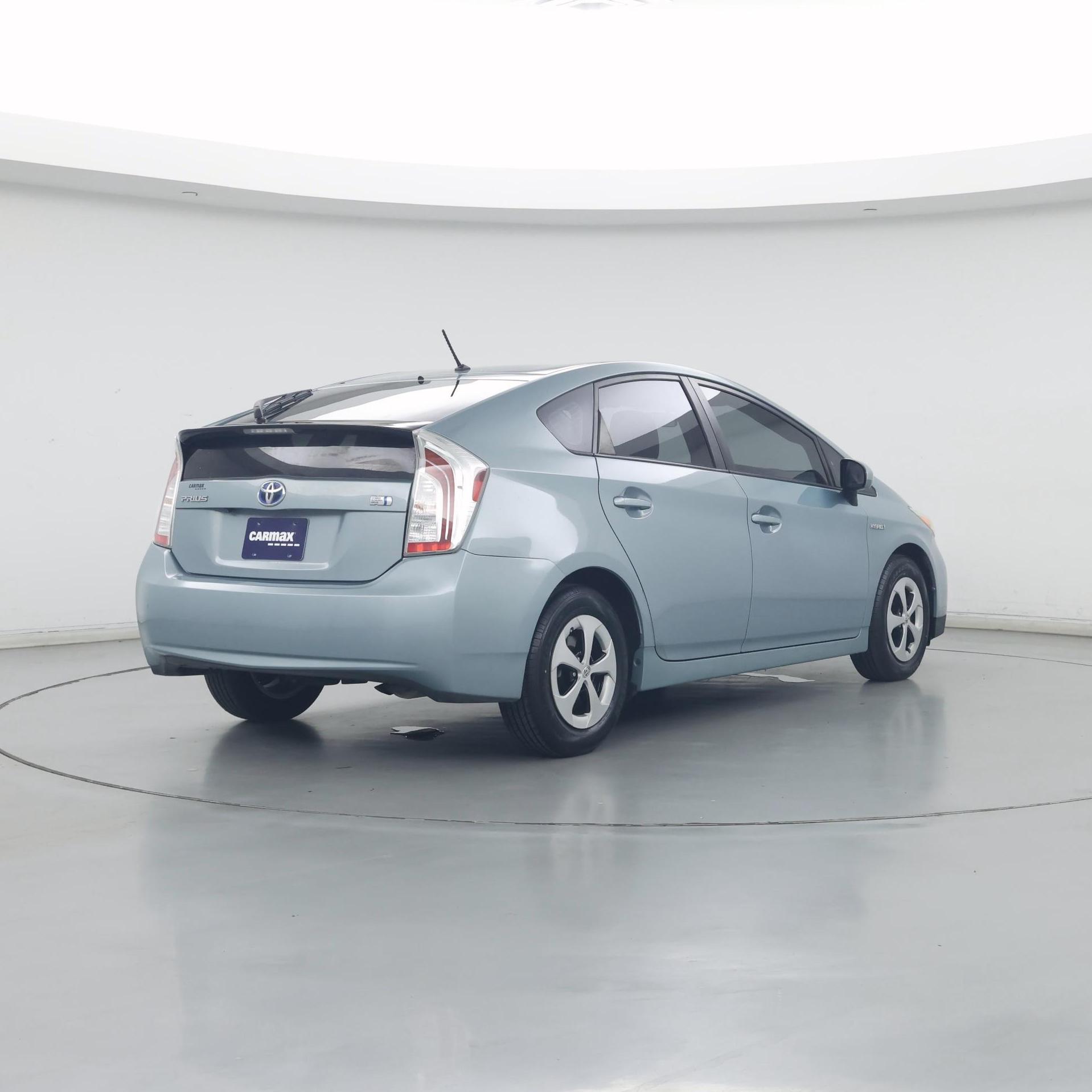 Thumbnail: 2015 Toyota Prius - 8