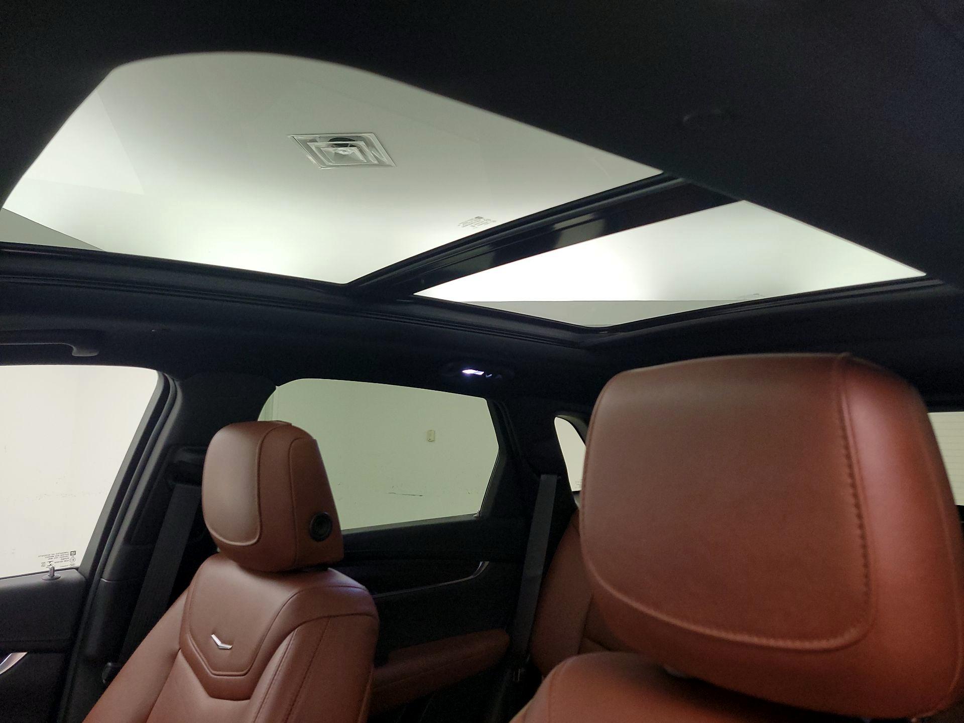 Thumbnail: 2020 Cadillac XT5 - 19