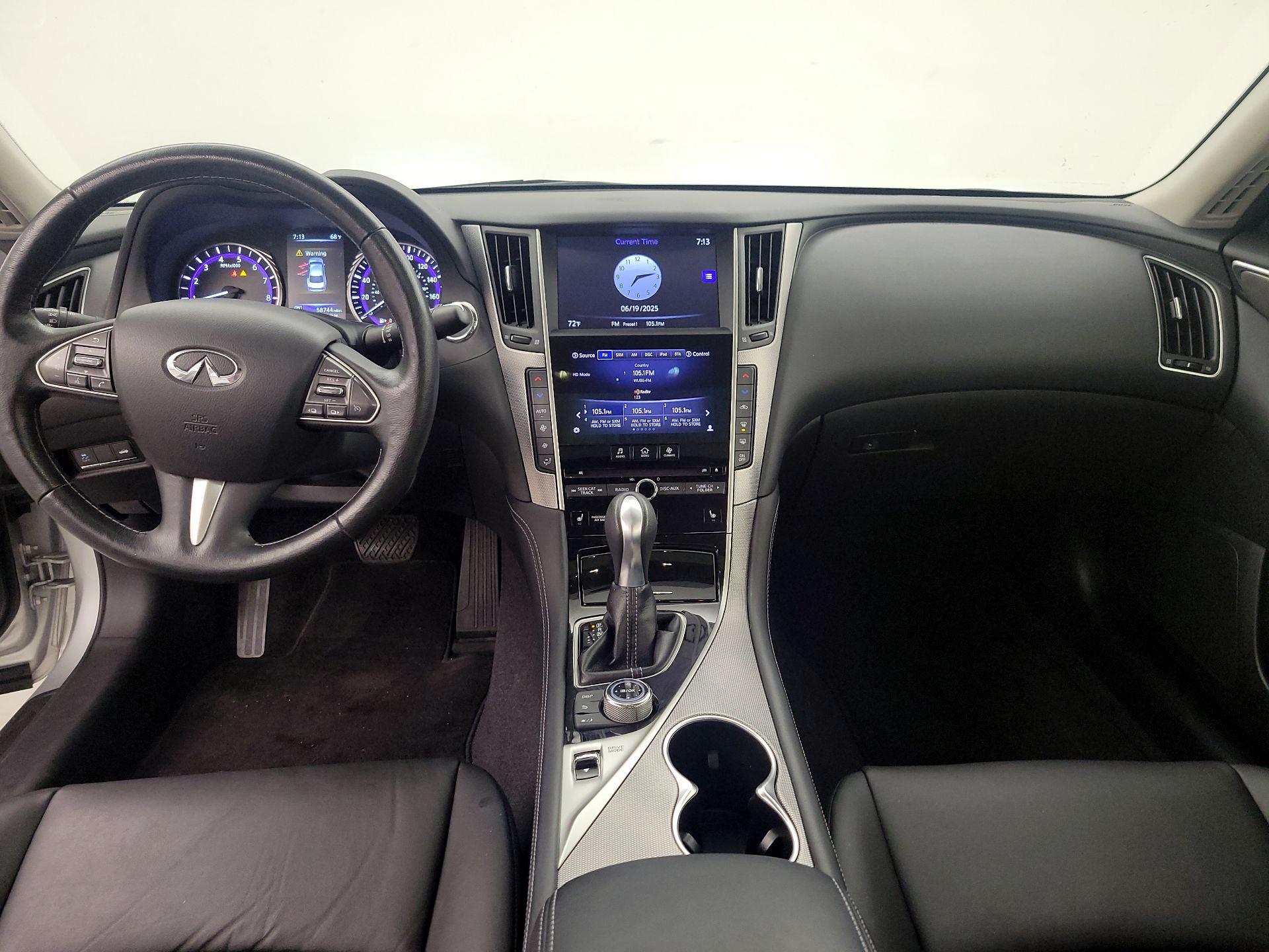 Thumbnail: 2015 INFINITI Q50 - 9