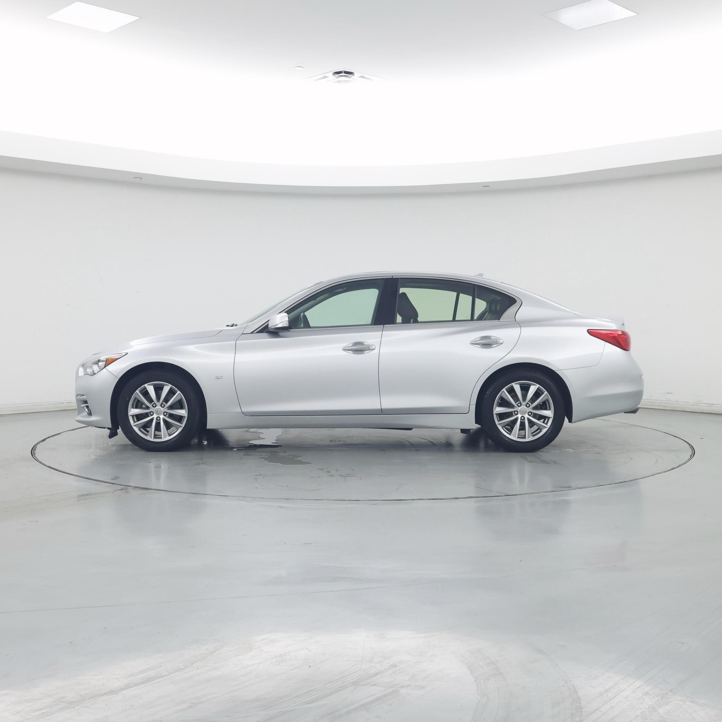 Thumbnail: 2015 INFINITI Q50 - 3