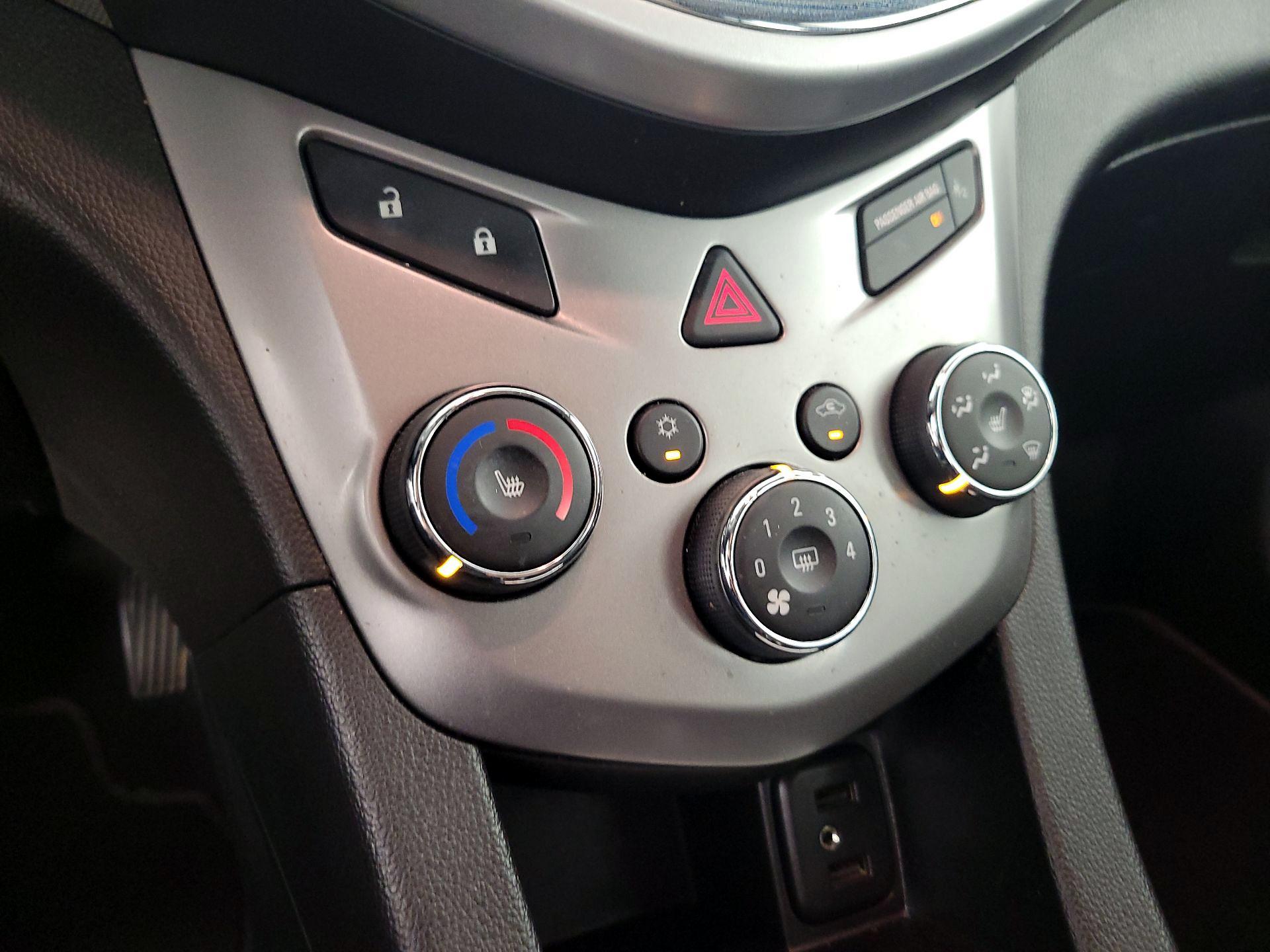 Thumbnail: 2019 Chevrolet Sonic - 16