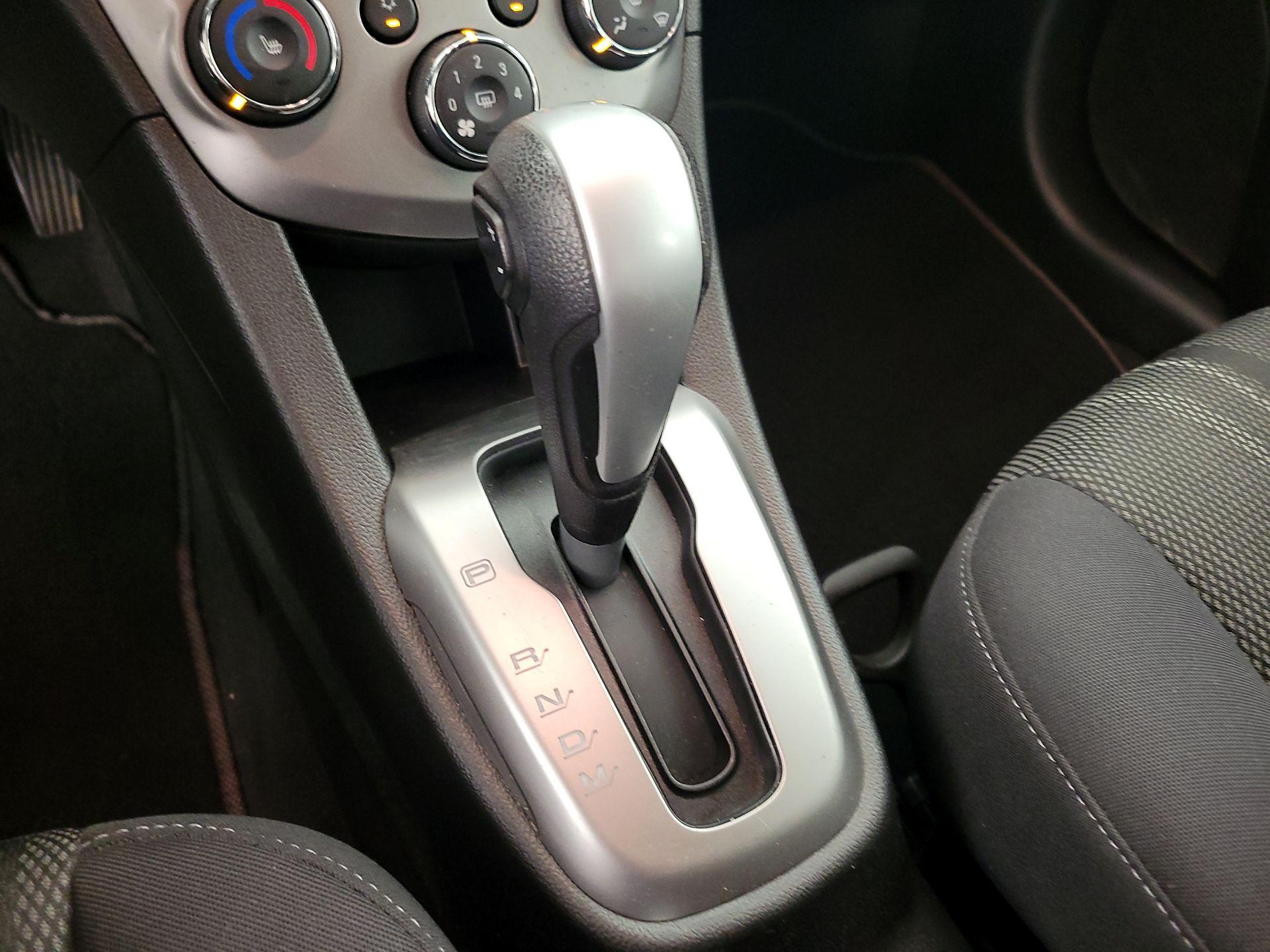 Thumbnail: 2019 Chevrolet Sonic - 17