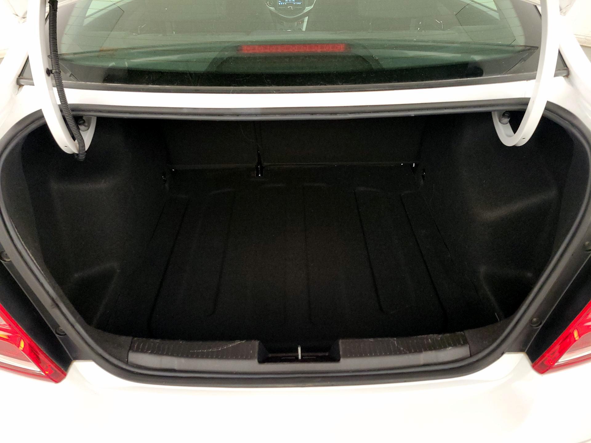 Thumbnail: 2019 Chevrolet Sonic - 19
