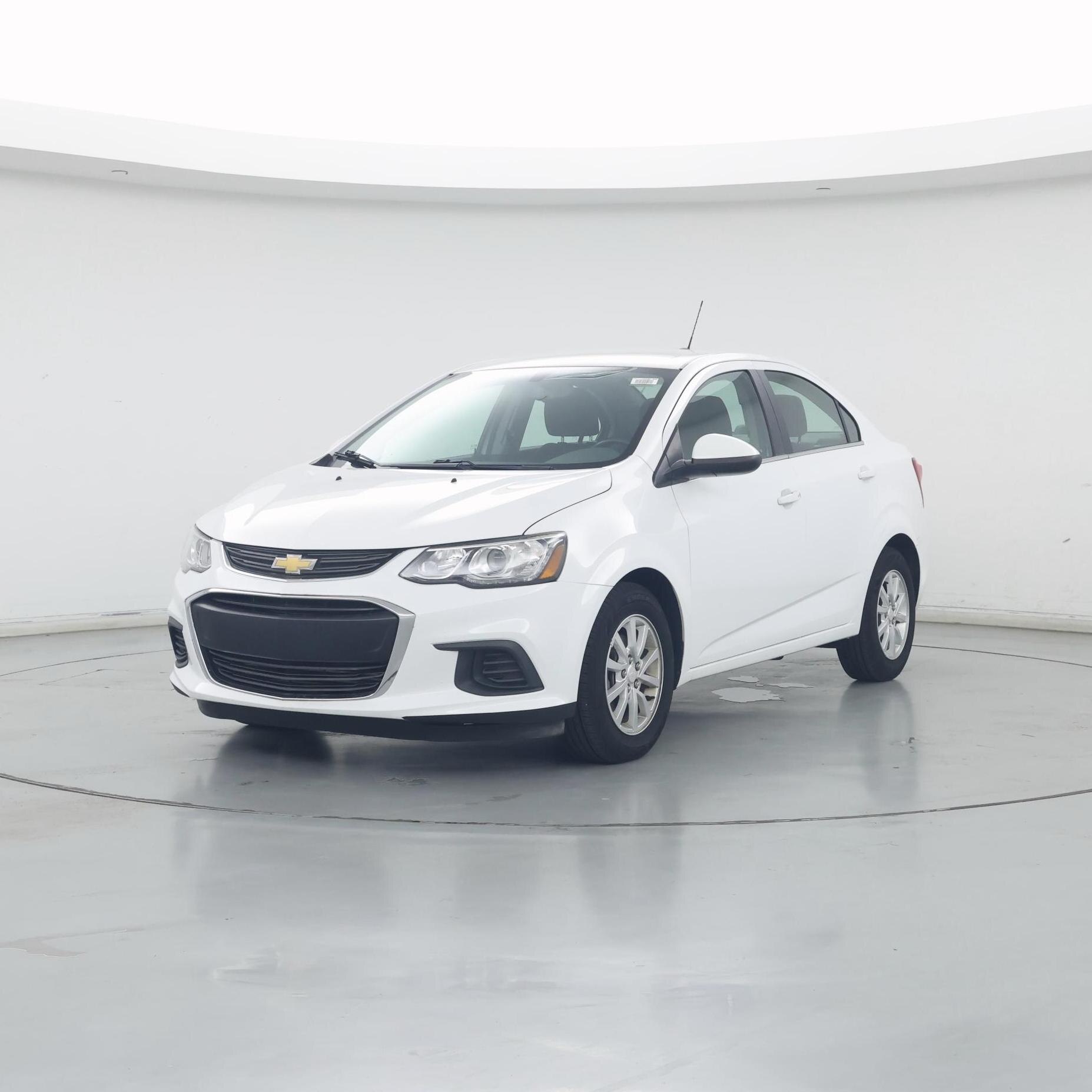 Thumbnail: 2019 Chevrolet Sonic - 4