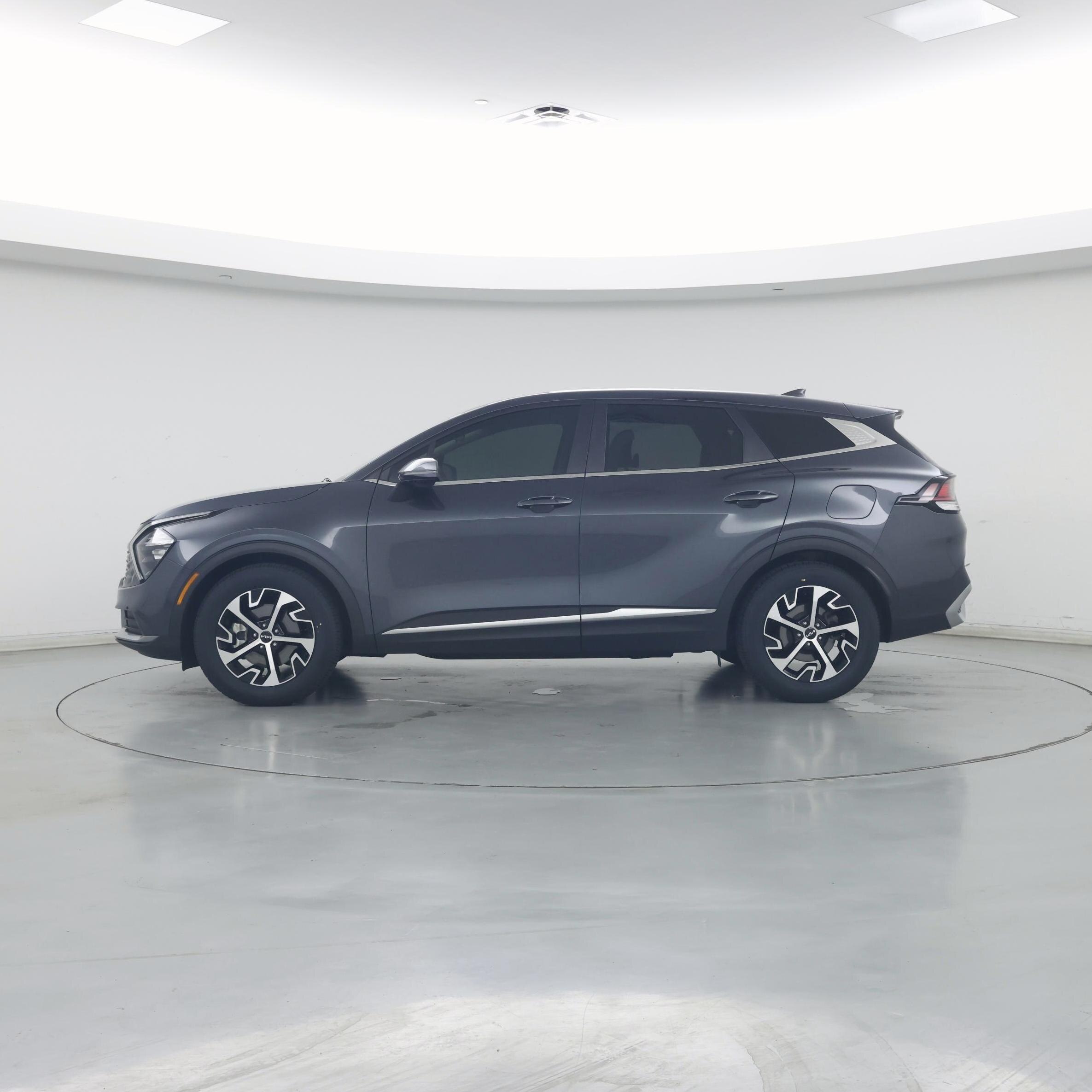 Thumbnail: 2023 Kia Sportage - 3