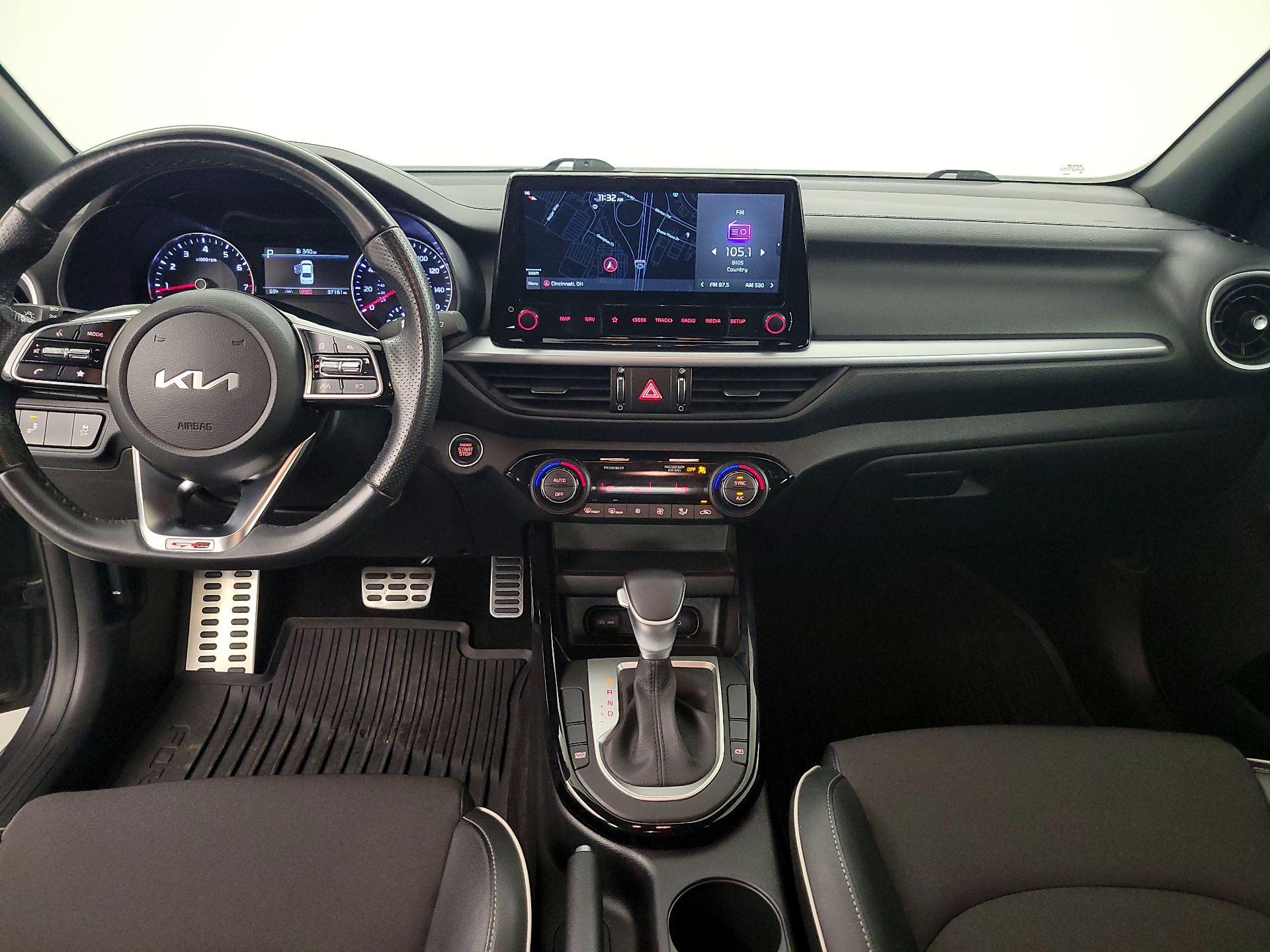 Thumbnail: 2022 Kia Forte - 9