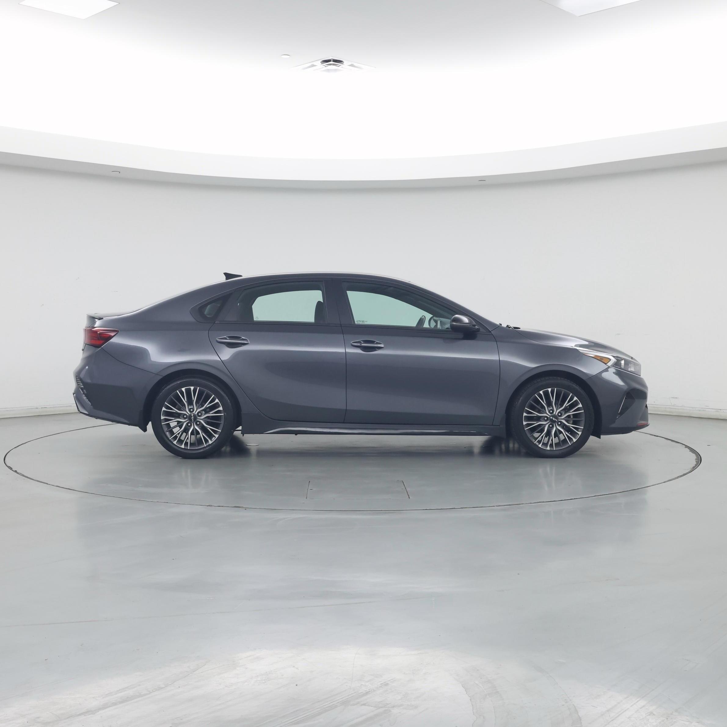 Thumbnail: 2022 Kia Forte - 7
