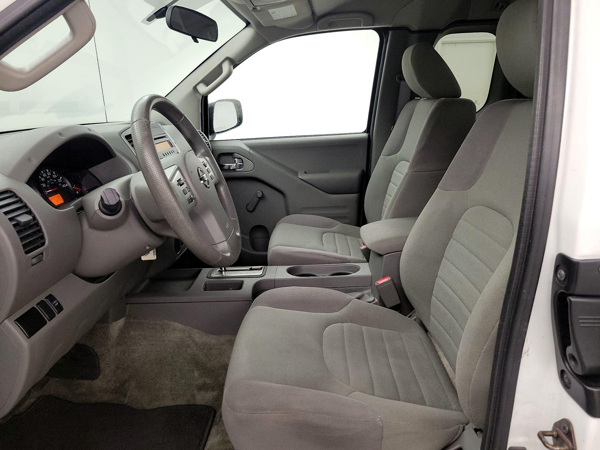 Thumbnail: 2015 Nissan Frontier - 11