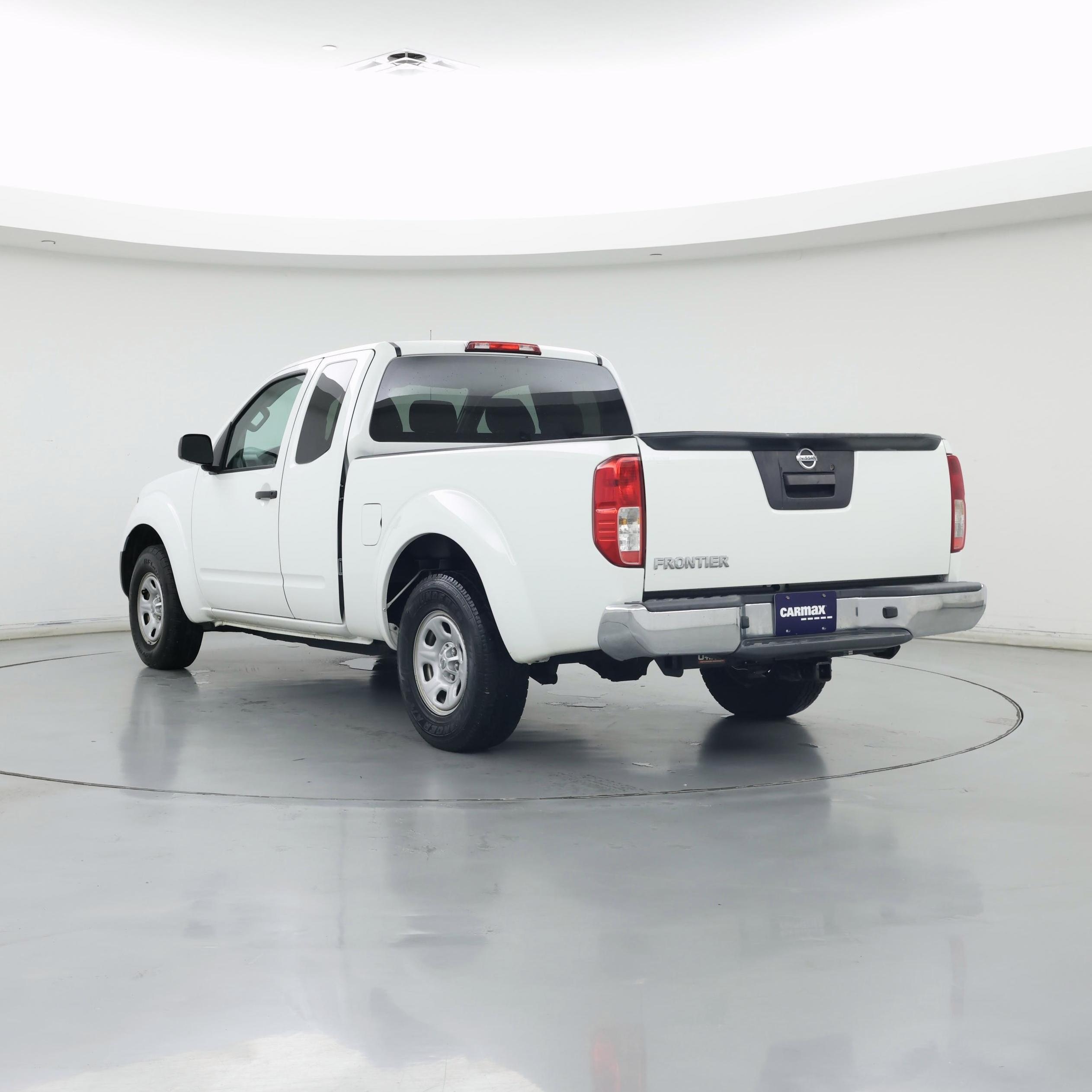 Thumbnail: 2015 Nissan Frontier - 2