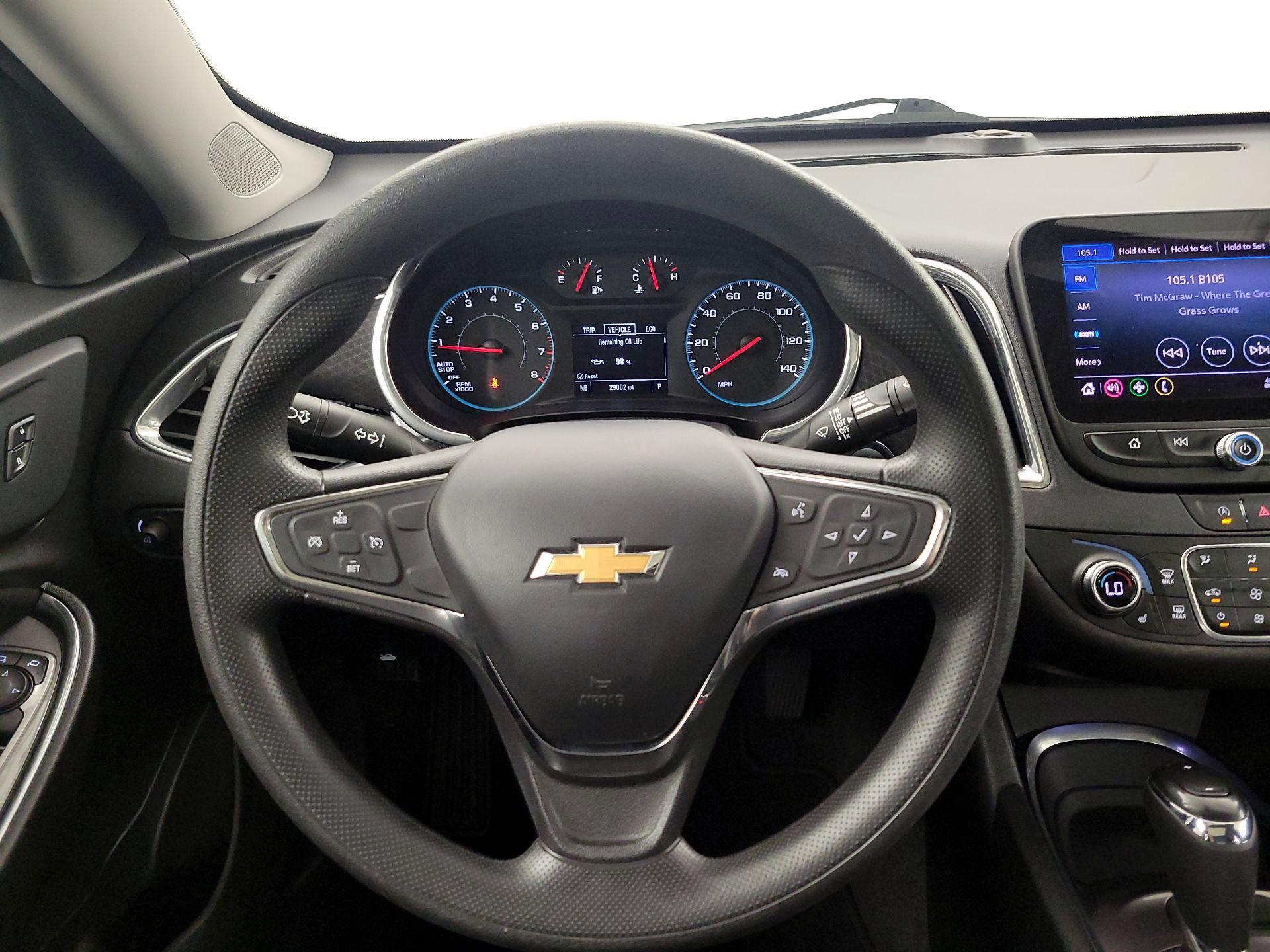 Thumbnail: 2020 Chevrolet Malibu - 10