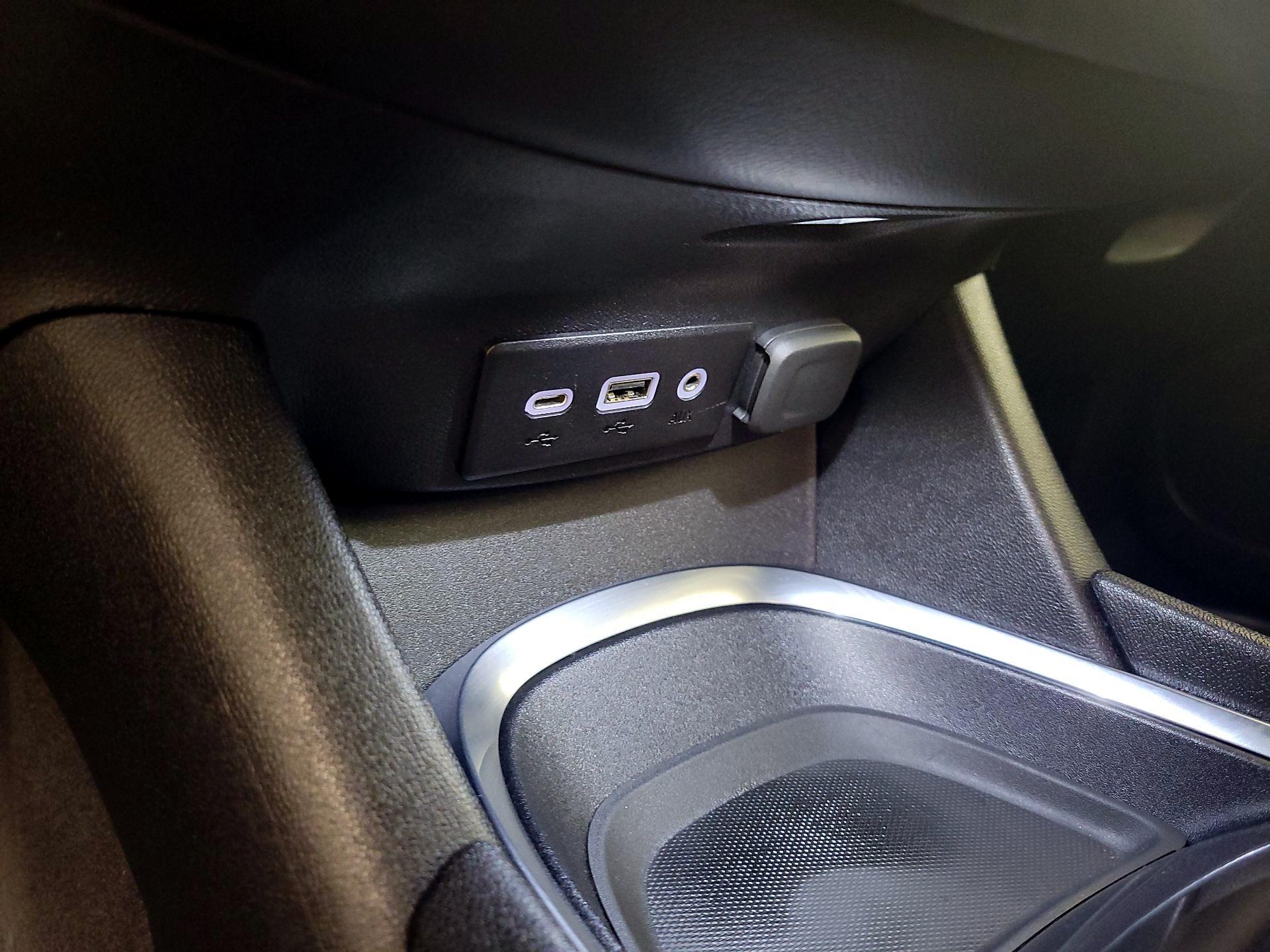 Thumbnail: 2020 Chevrolet Malibu - 18