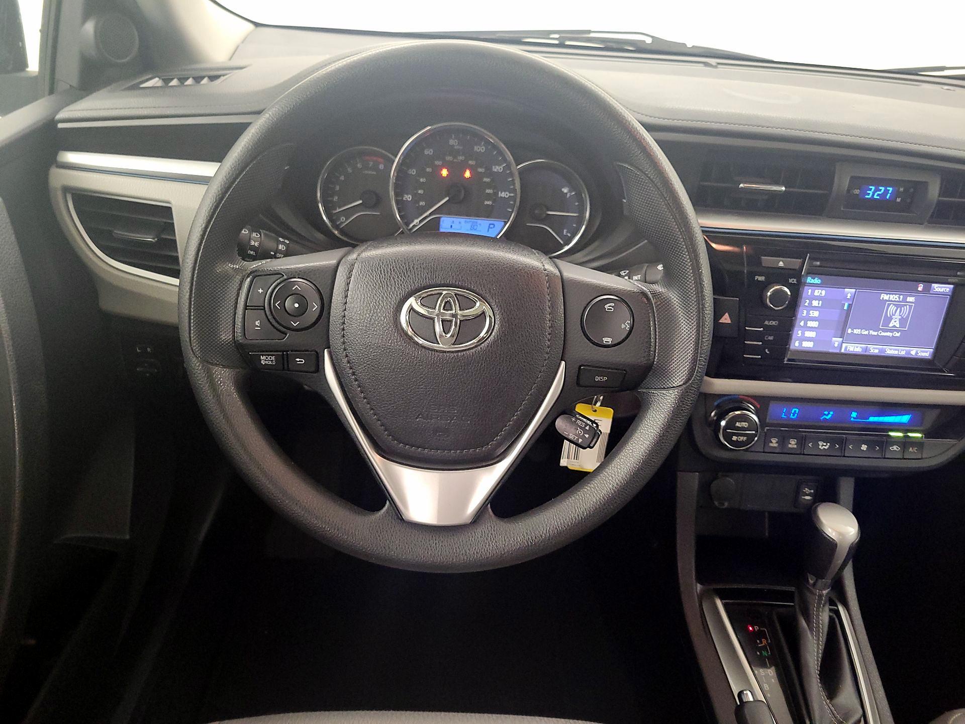 Thumbnail: 2014 Toyota Corolla - 10