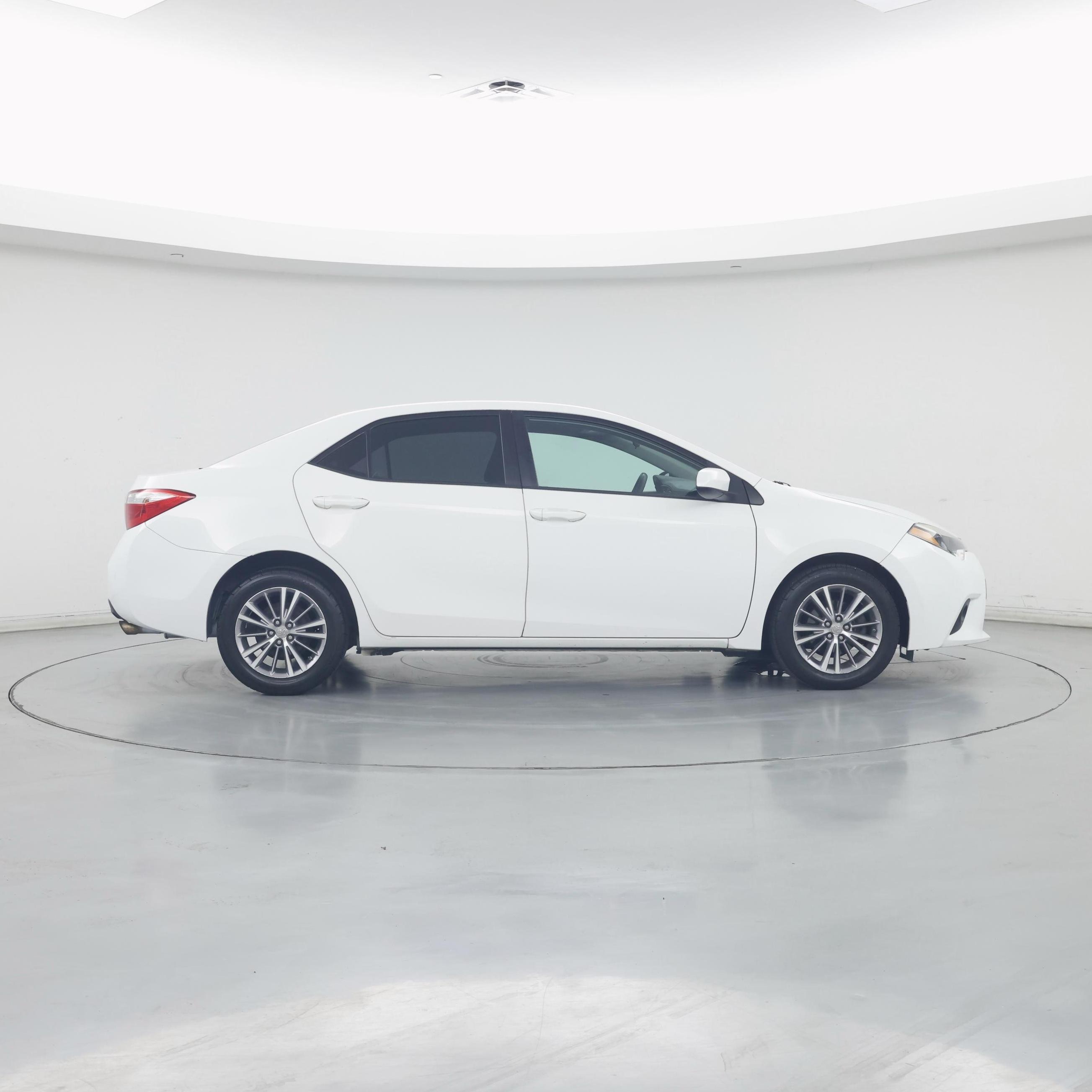 Thumbnail: 2014 Toyota Corolla - 7
