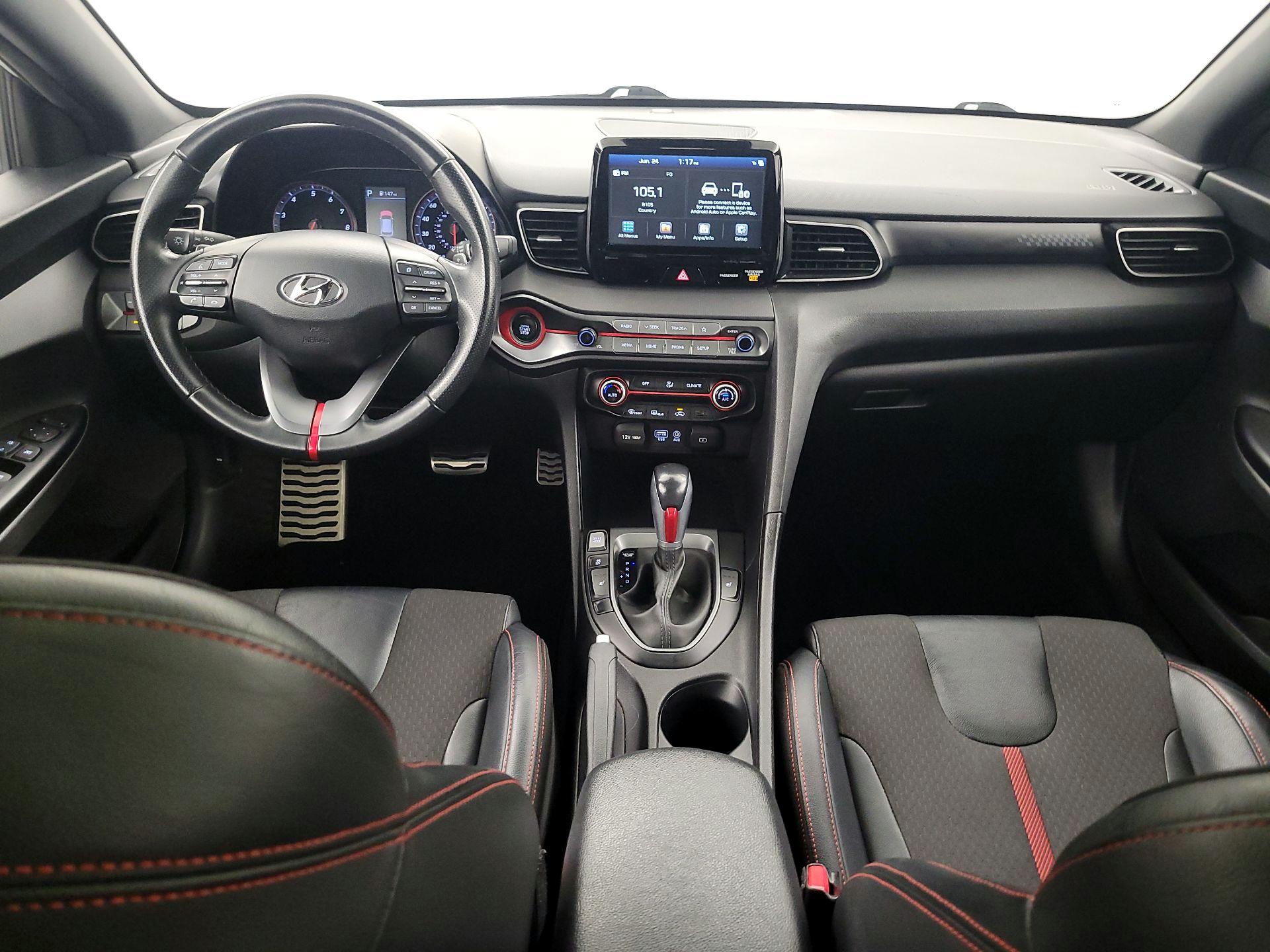 Thumbnail: 2019 Hyundai Veloster - 9