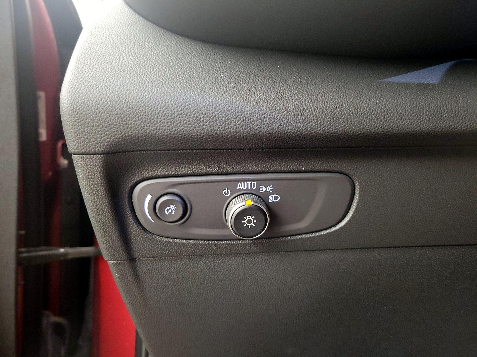 Thumbnail: 2023 Buick Envision - 13