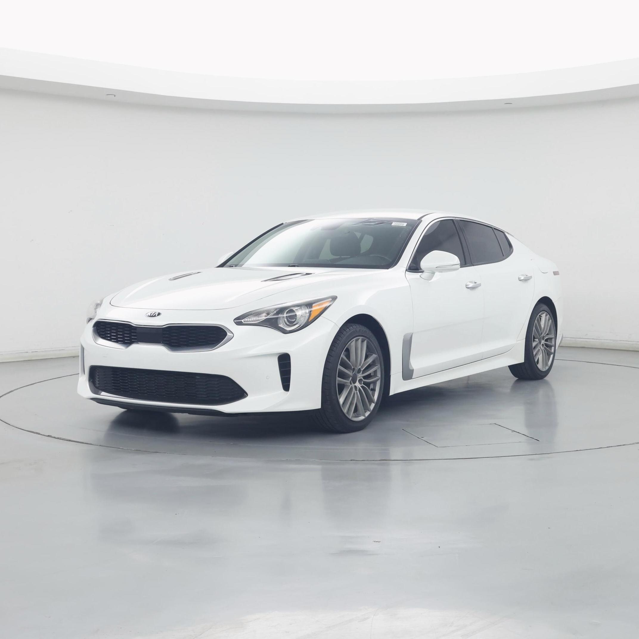 Thumbnail: 2018 Kia Stinger - 4