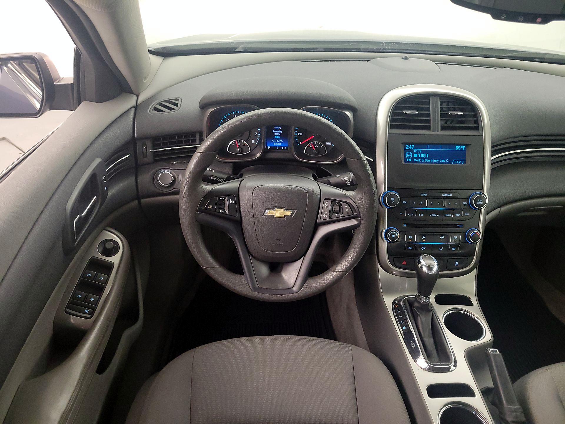 Thumbnail: 2015 Chevrolet Malibu - 10
