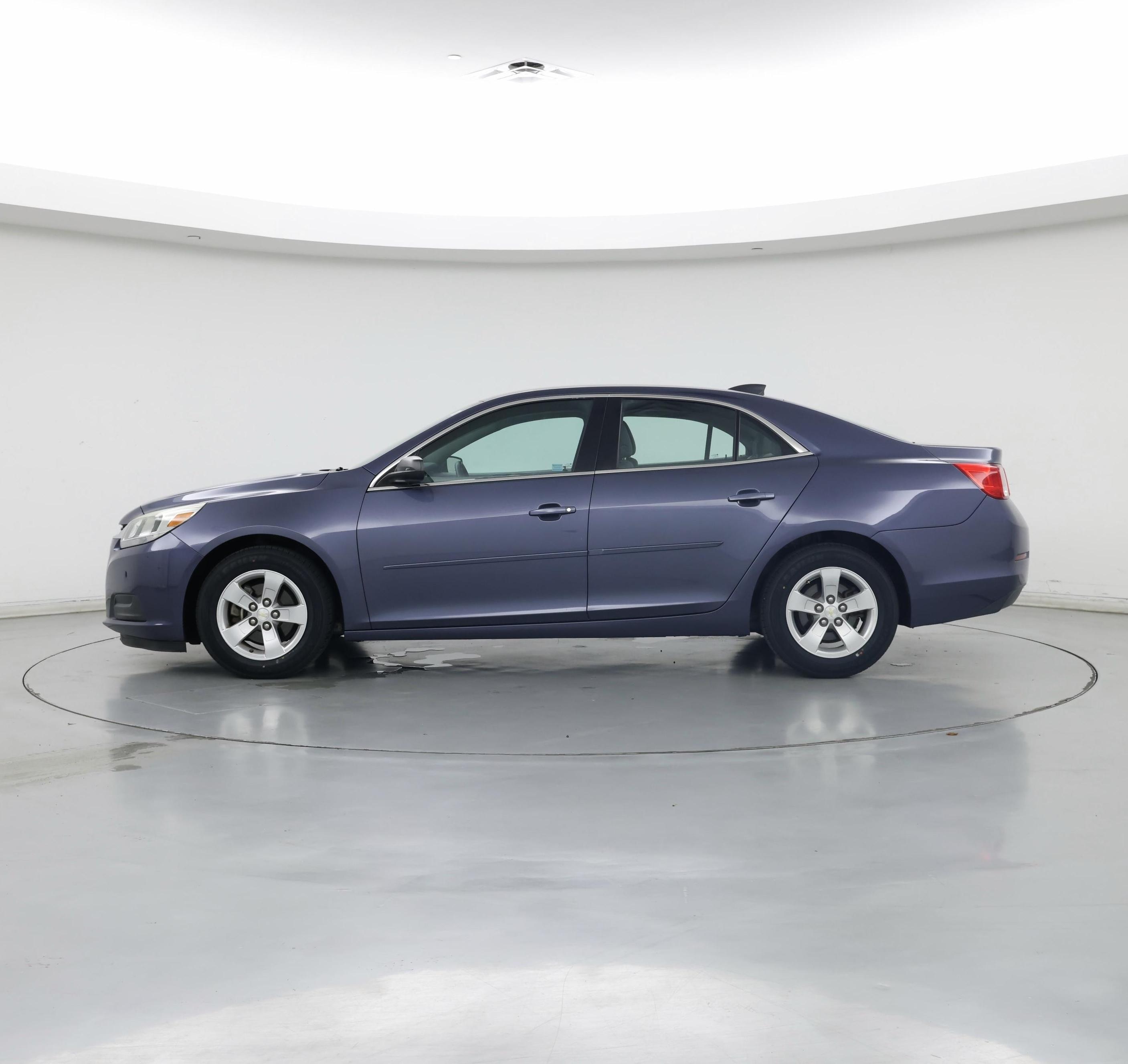 Thumbnail: 2015 Chevrolet Malibu - 3