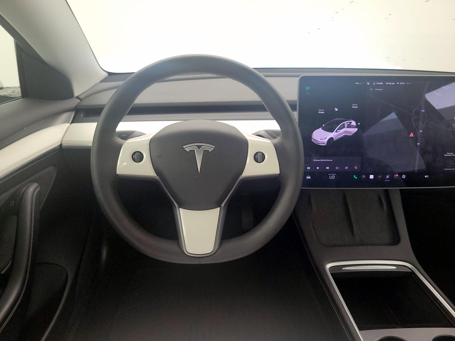 Thumbnail: 2021 Tesla Model 3 - 10