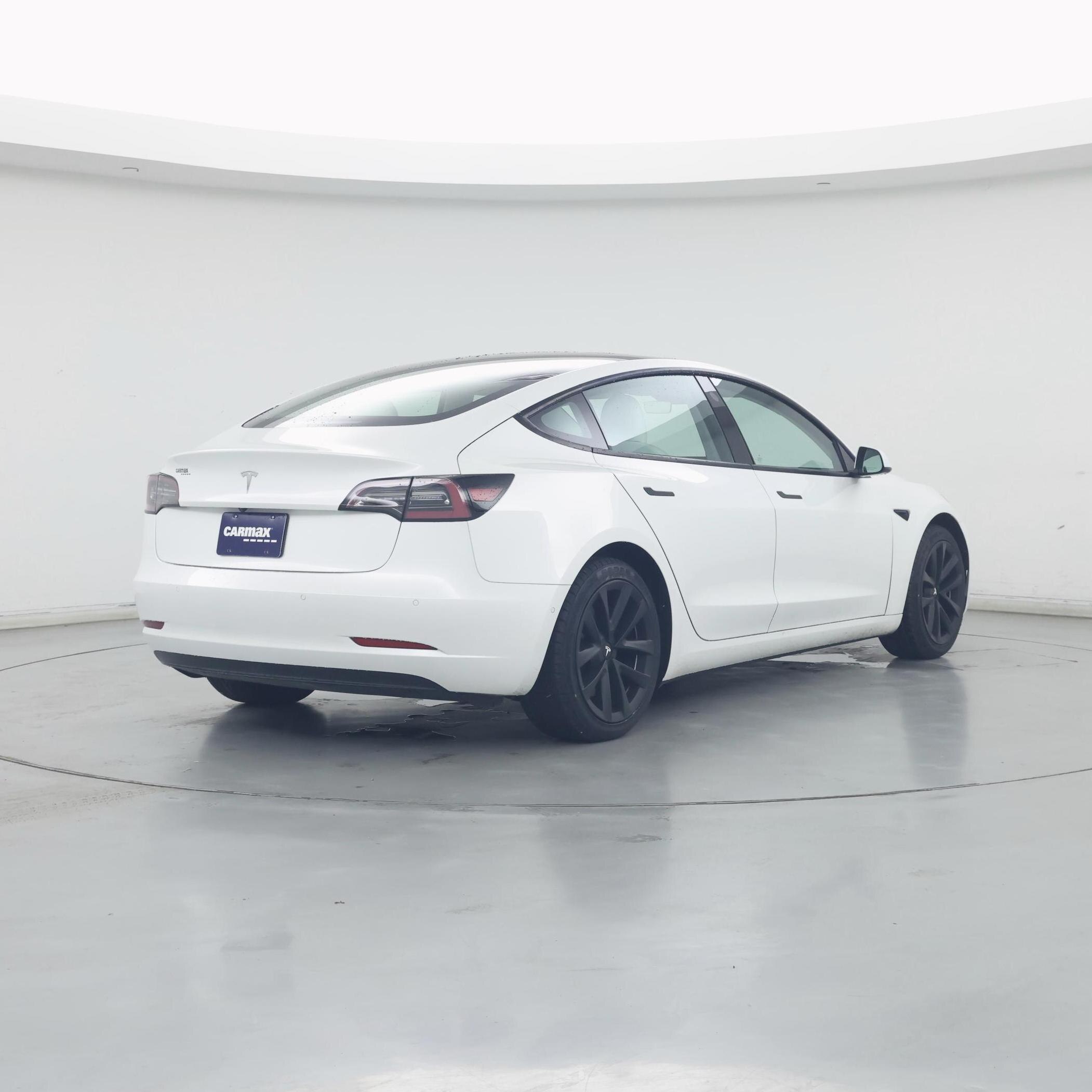Thumbnail: 2021 Tesla Model 3 - 8