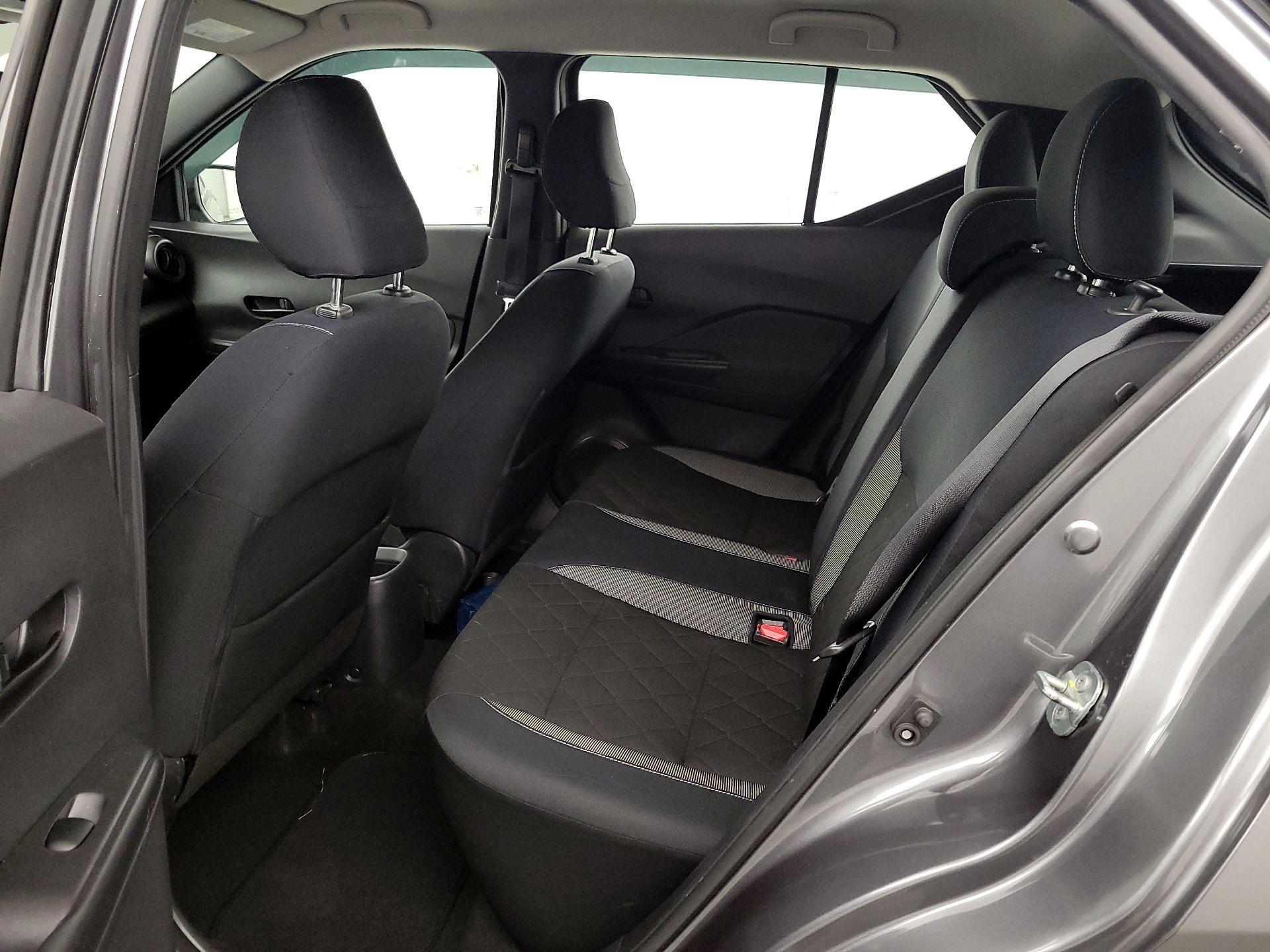 Thumbnail: 2018 Nissan Kicks - 19