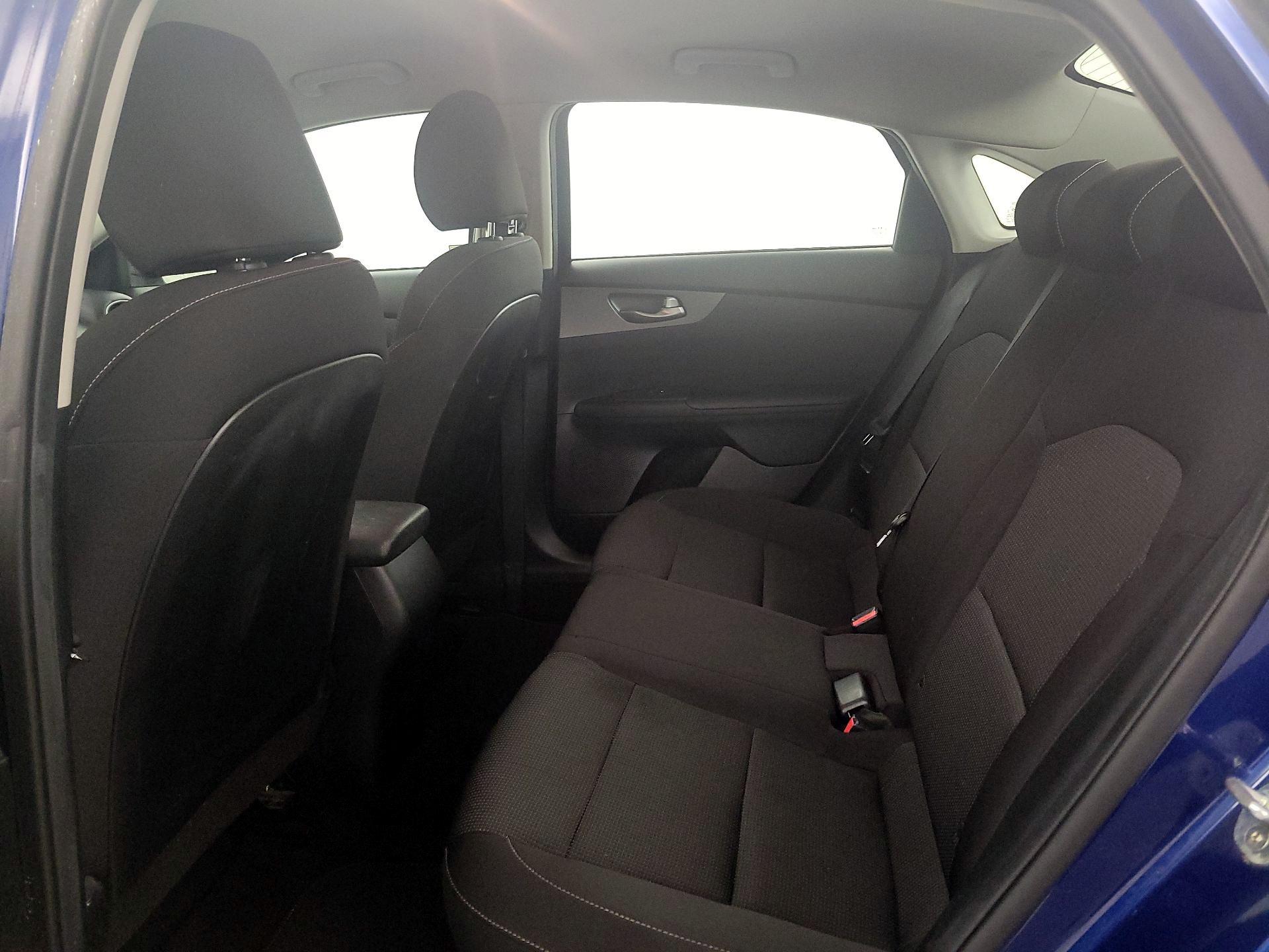 Thumbnail: 2019 Kia Forte - 19