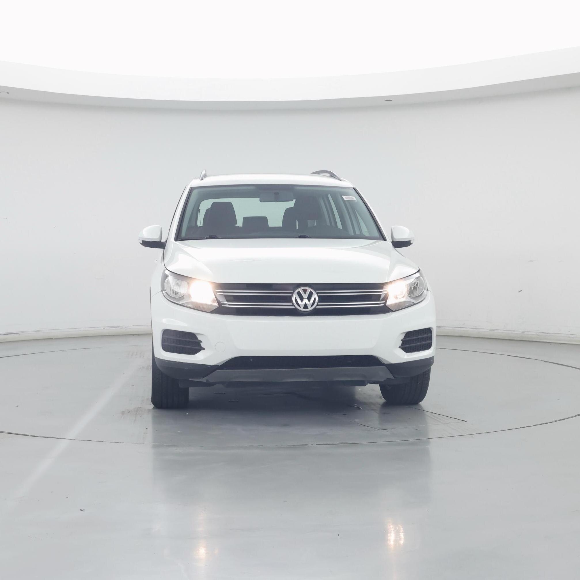 Thumbnail: 2017 Volkswagen Tiguan - 5