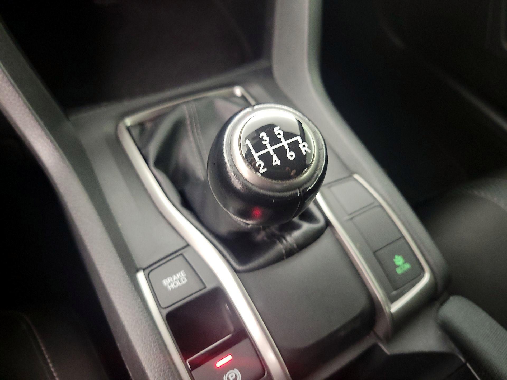 Thumbnail: 2019 Honda Civic - 17