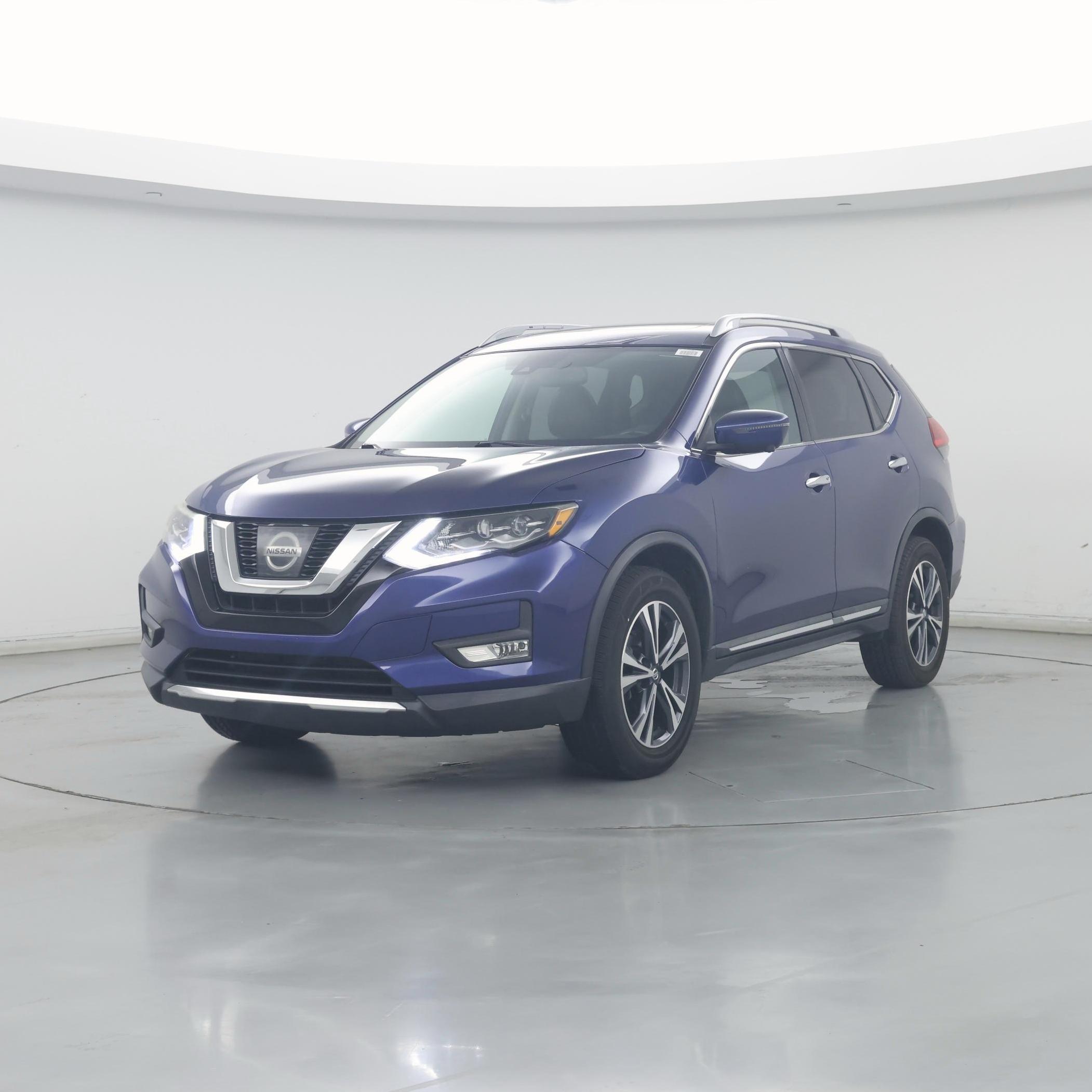 Thumbnail: 2017 Nissan Rogue - 4
