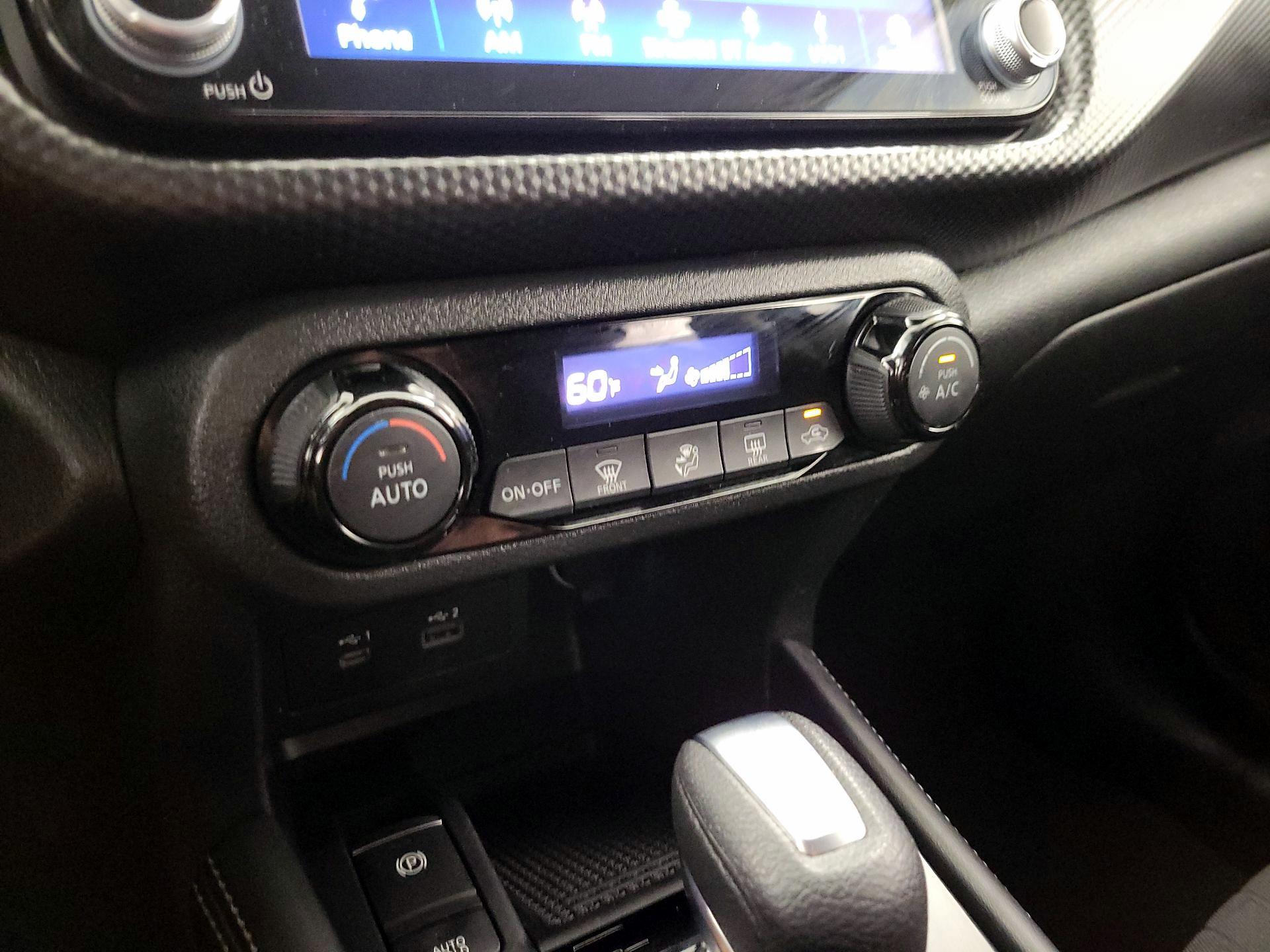 Thumbnail: 2021 Nissan Kicks - 15