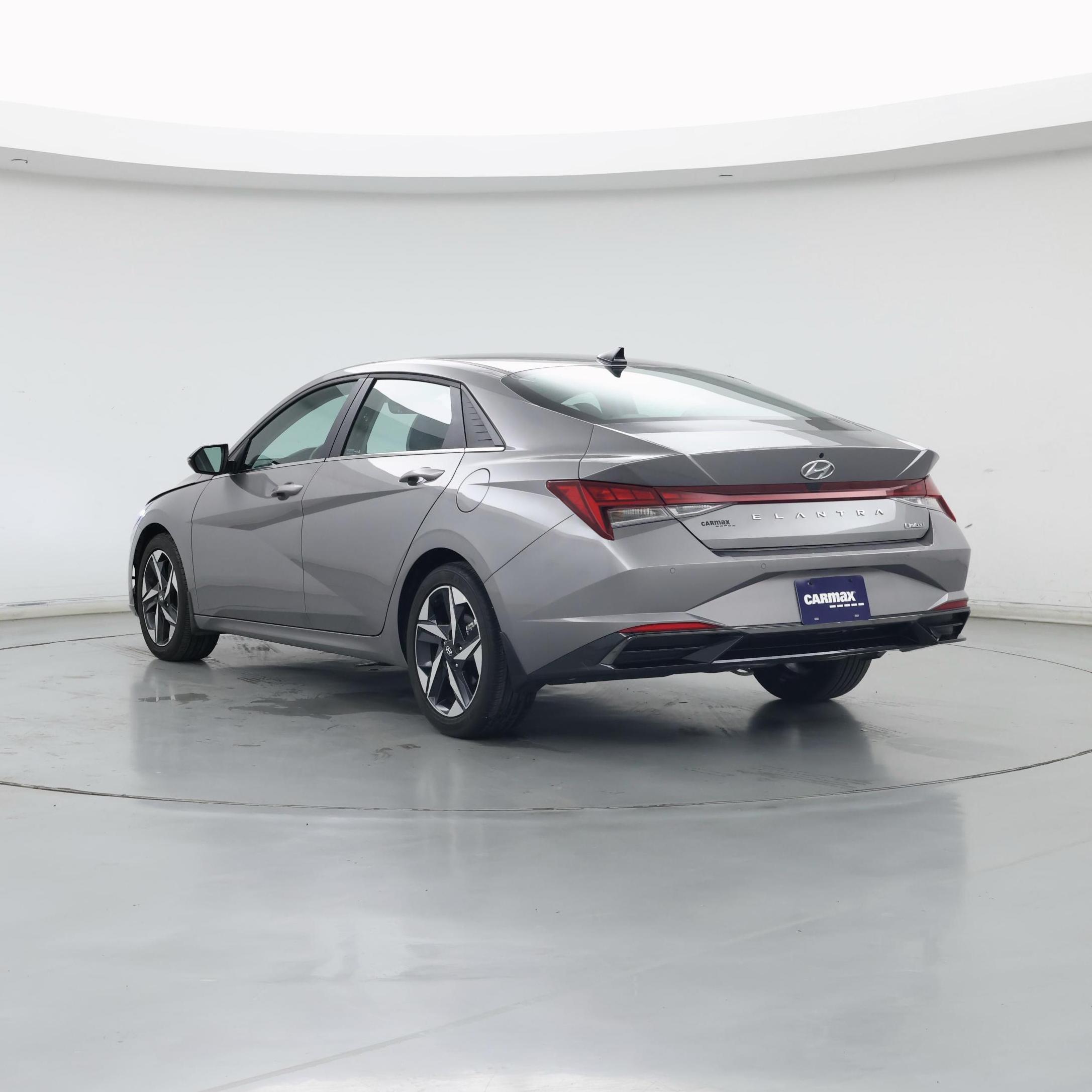 Thumbnail: 2023 Hyundai Elantra - 2