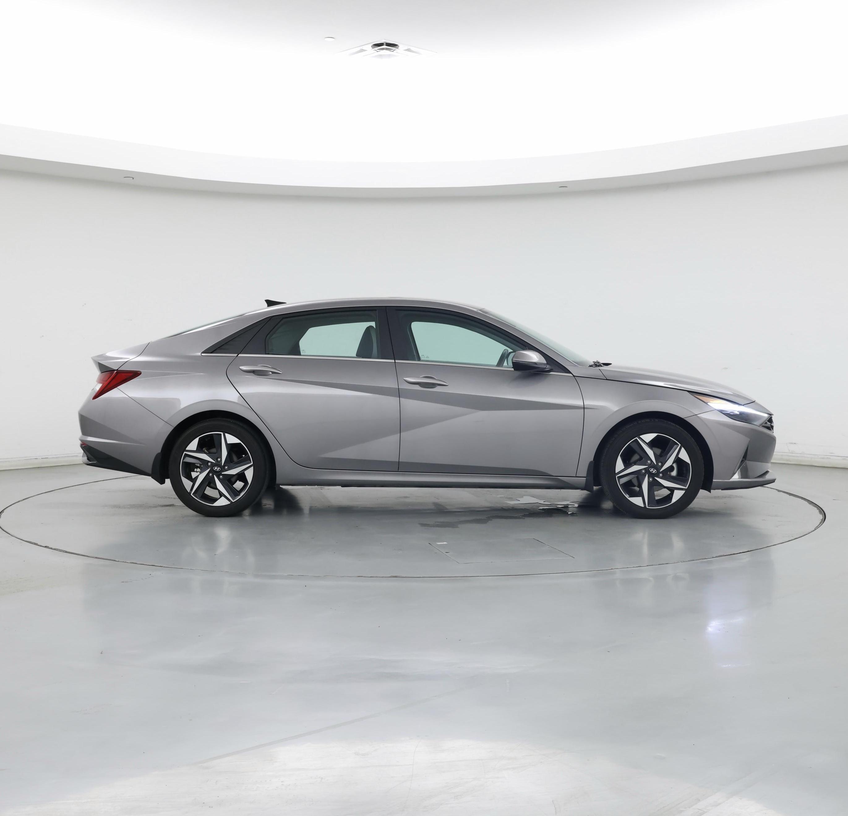Thumbnail: 2023 Hyundai Elantra - 7