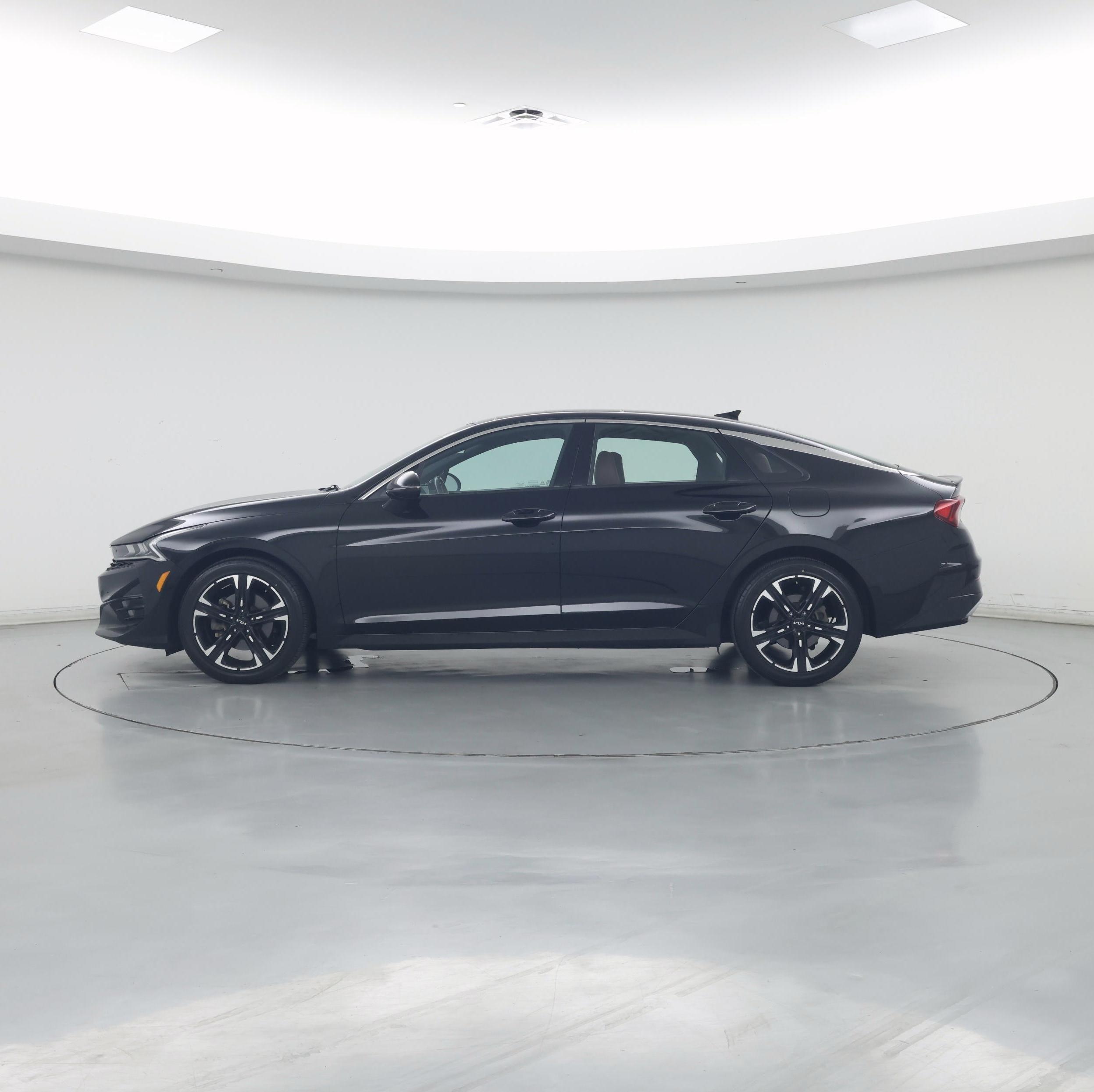 Thumbnail: 2022 Kia K5 - 3