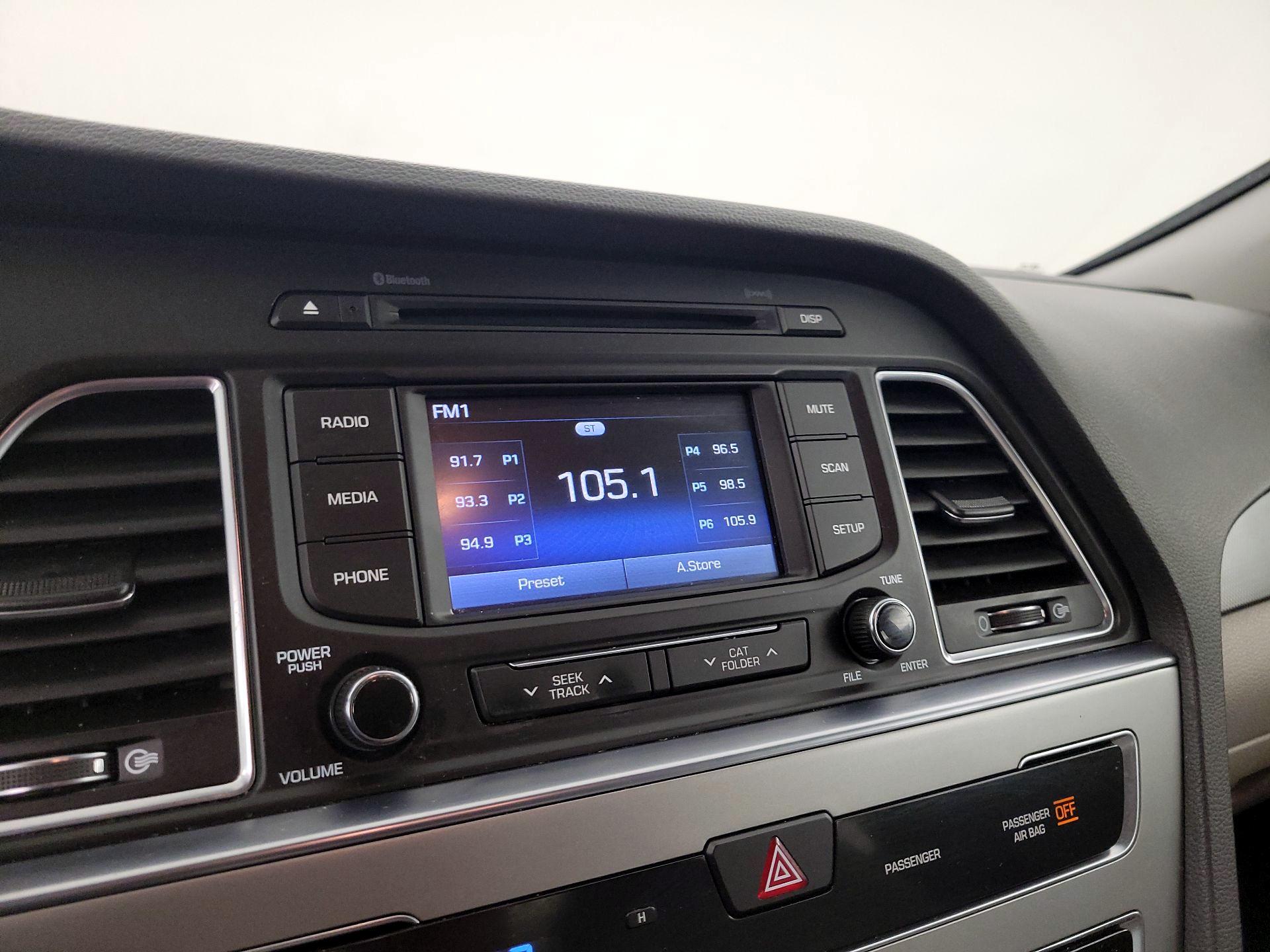 Thumbnail: 2015 Hyundai Sonata - 15